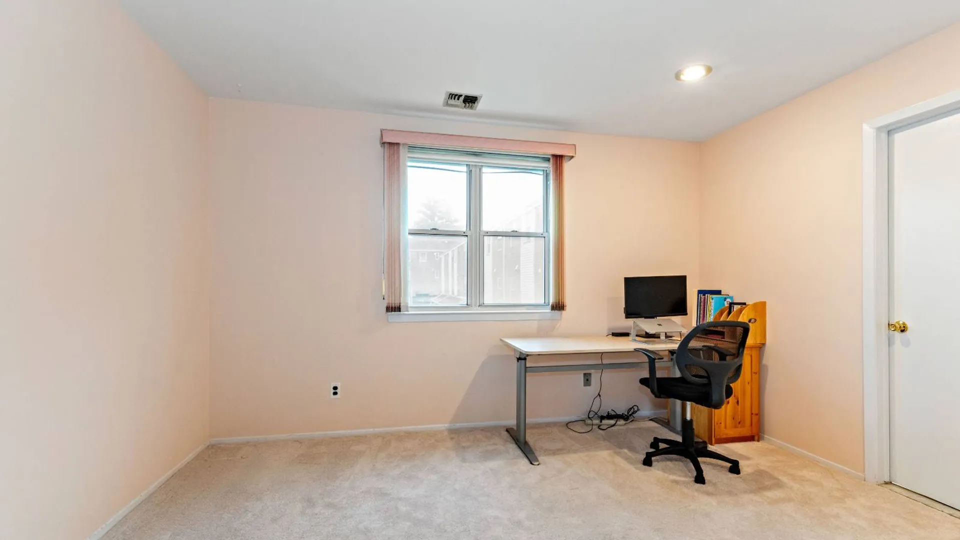 Property at 67-27 Cloverdale Blvd, Oakland Gardens, NY 11364 7