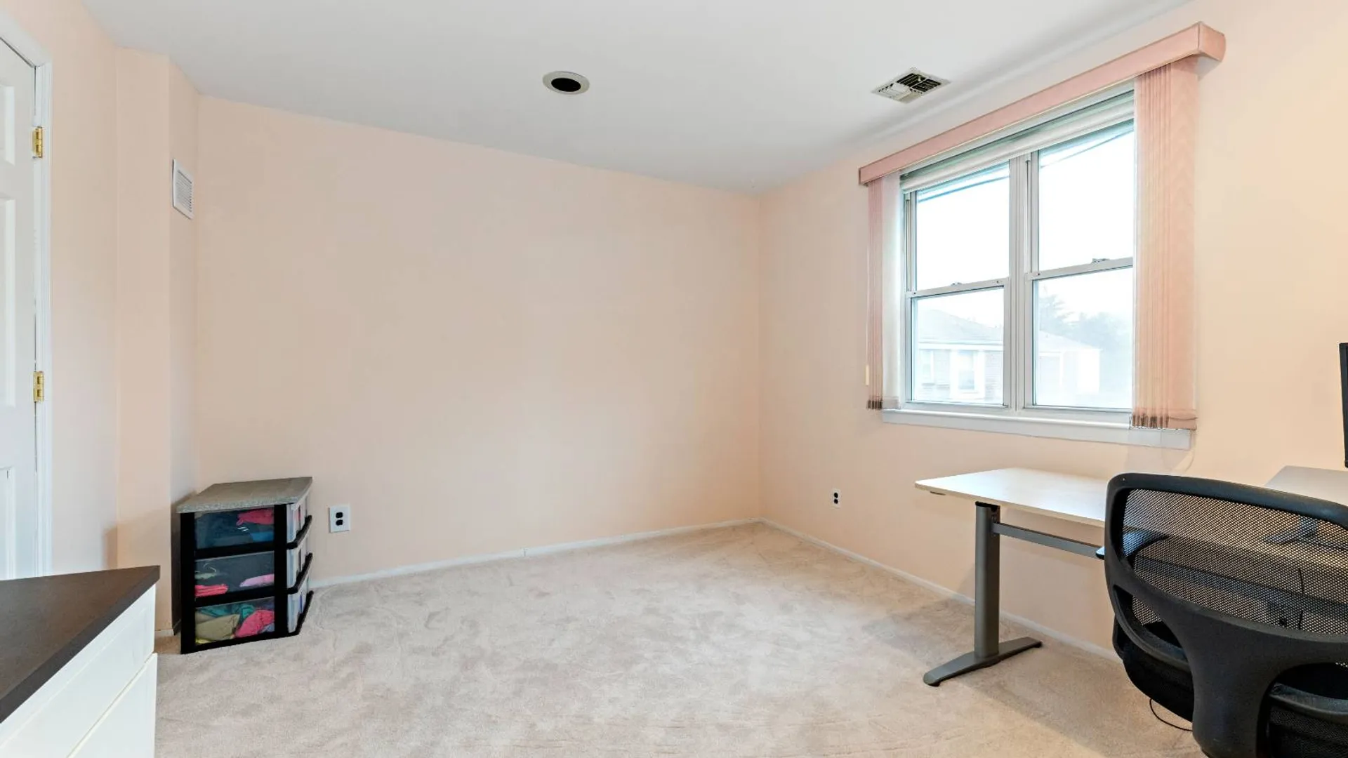 Property at 67-27 Cloverdale Blvd, Oakland Gardens, NY 11364 8