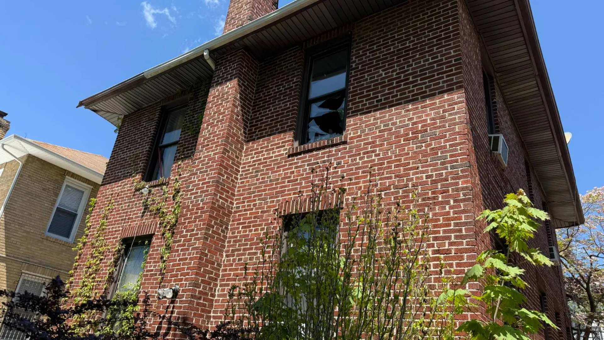 Property at 18828 114th Dr, Saint Albans, NY 11412 4