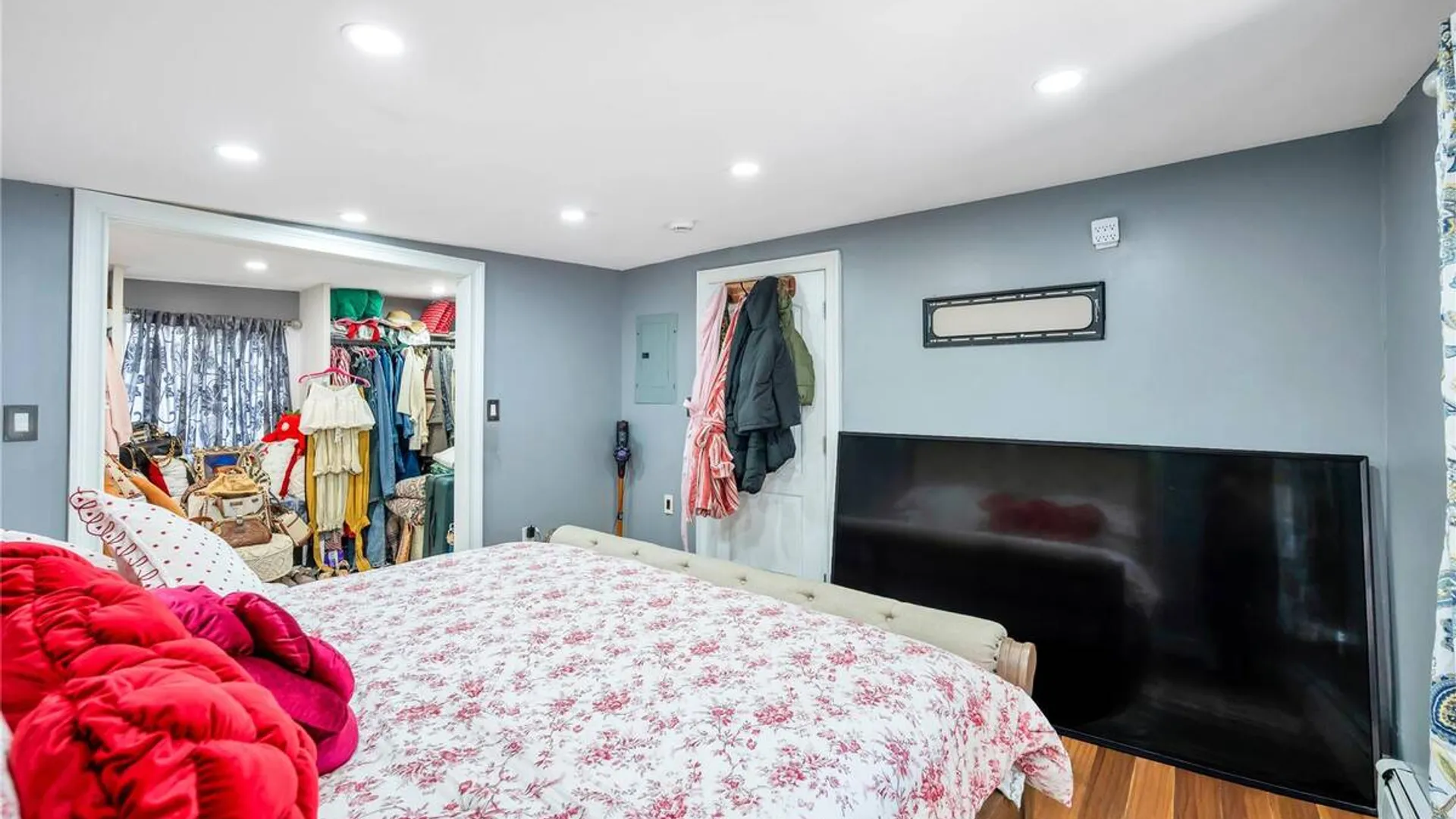 Property at 25 Snyder Street, Patchogue, NY 11772 19