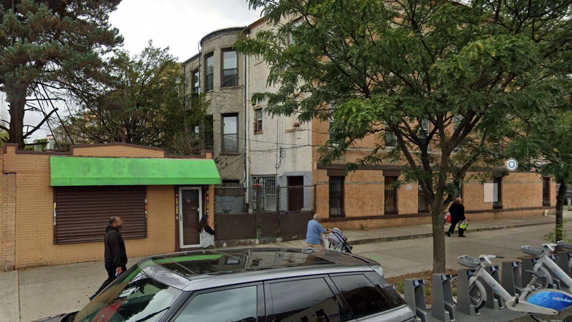 Property at 60-98 69th Ave, Ridgewood, NY 11385 5