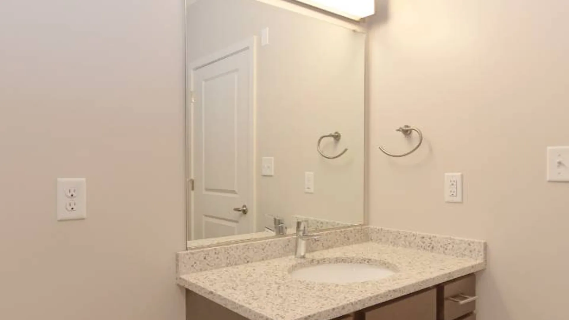 Property at 101 Nott Terrace, Schenectady, NY 12308 17