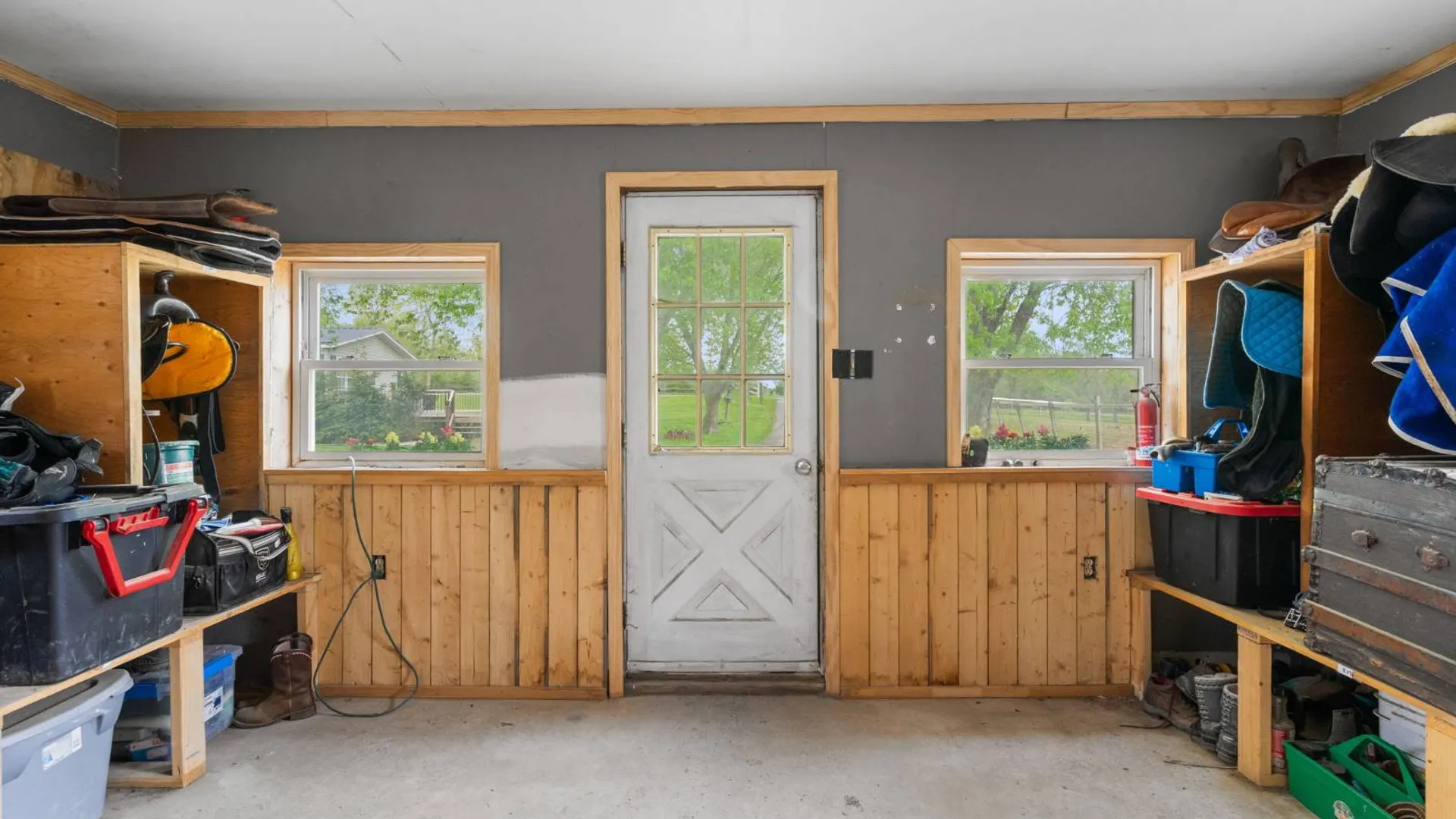Property at 802 QUEEN ANN ROAD, Amsterdam, NY 12010 28