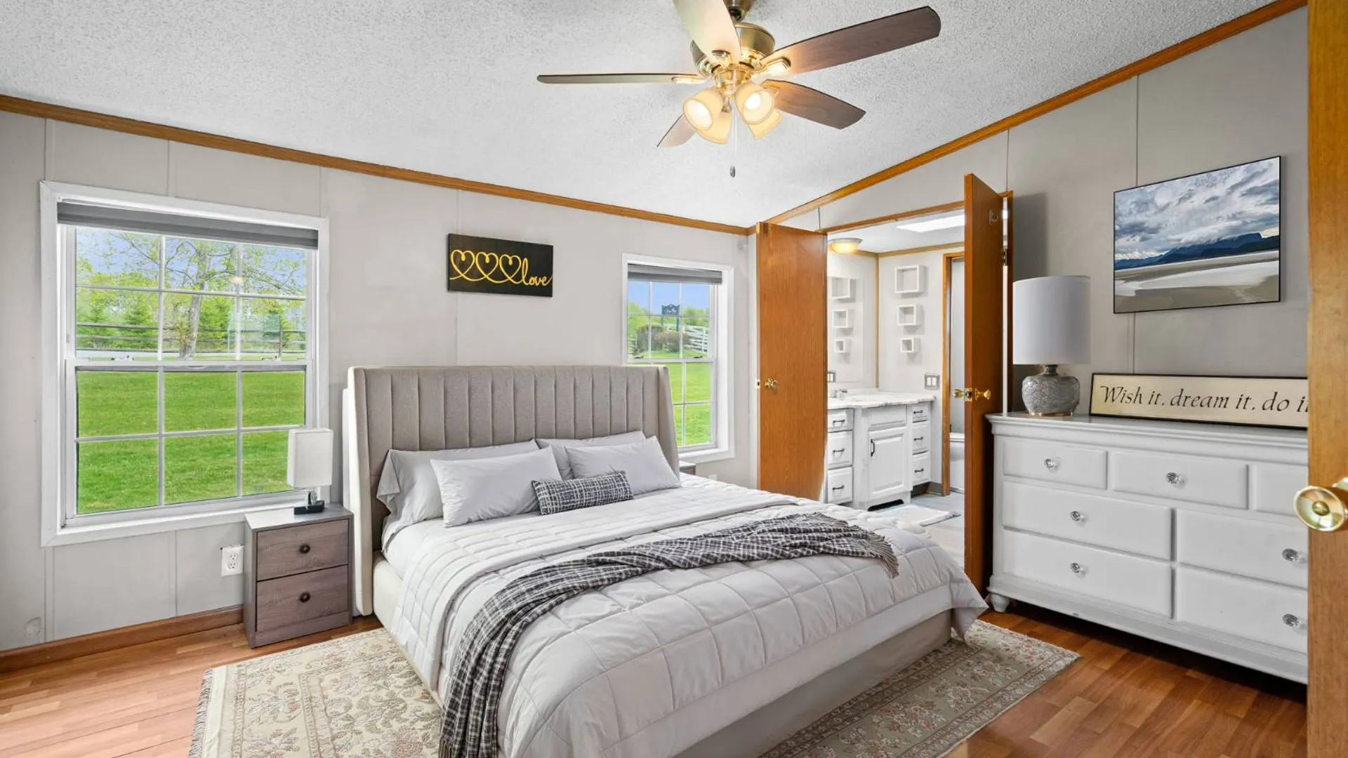 Property at 802 QUEEN ANN ROAD, Amsterdam, NY 12010 41