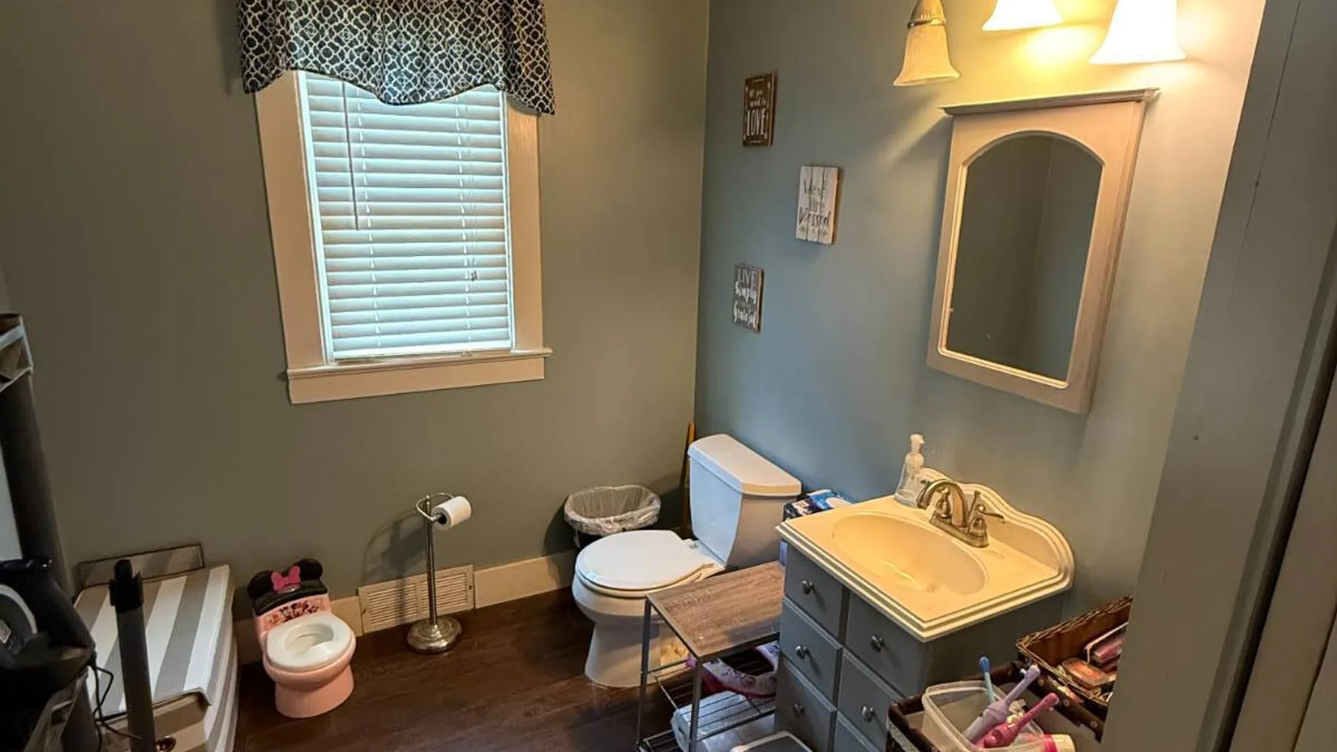 Property at 109 Second Avenue, Tribes Hill, NY 12177 17