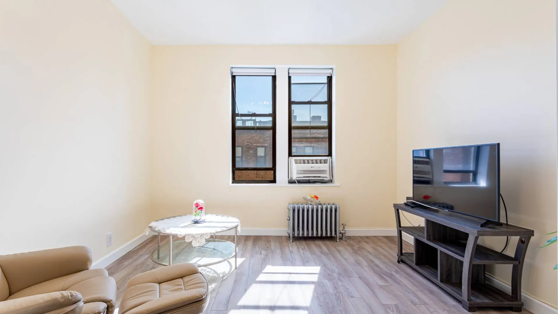 Property at 313 Brightwater Ct, Brooklyn, NY 11235 10