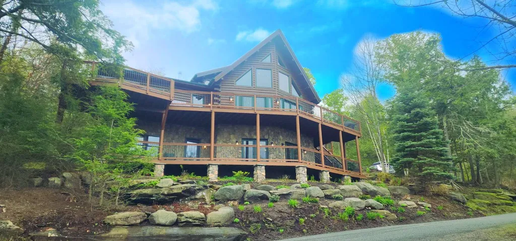 Property at 37 The Loop, Windham, NY 12496