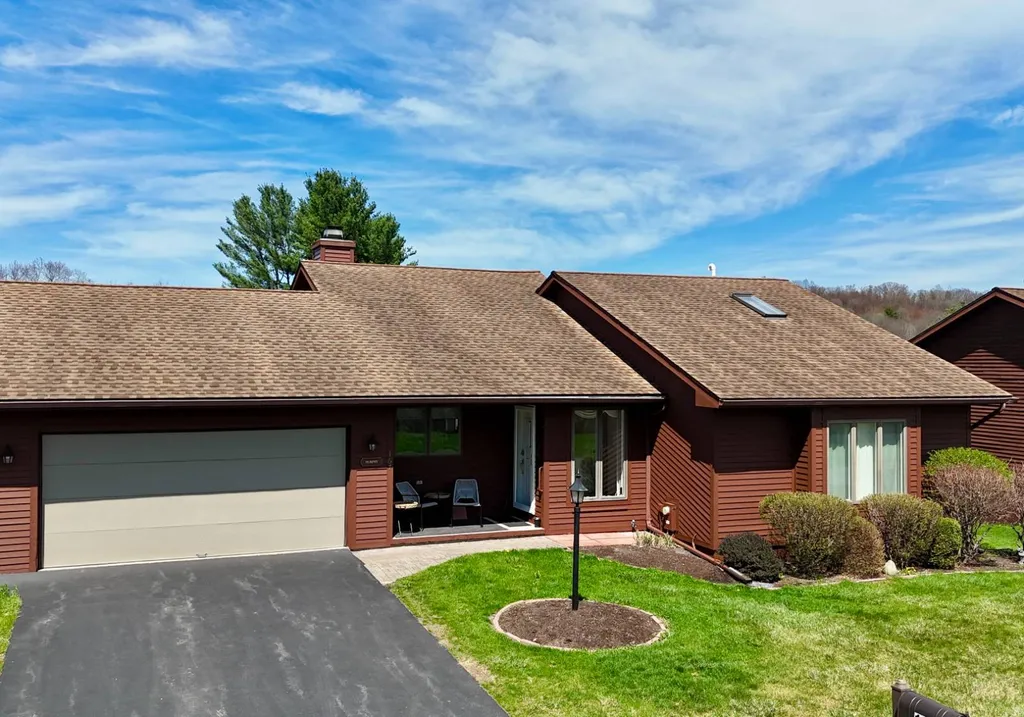 Property at 167 Country Club Lane, Amsterdam, NY 12070