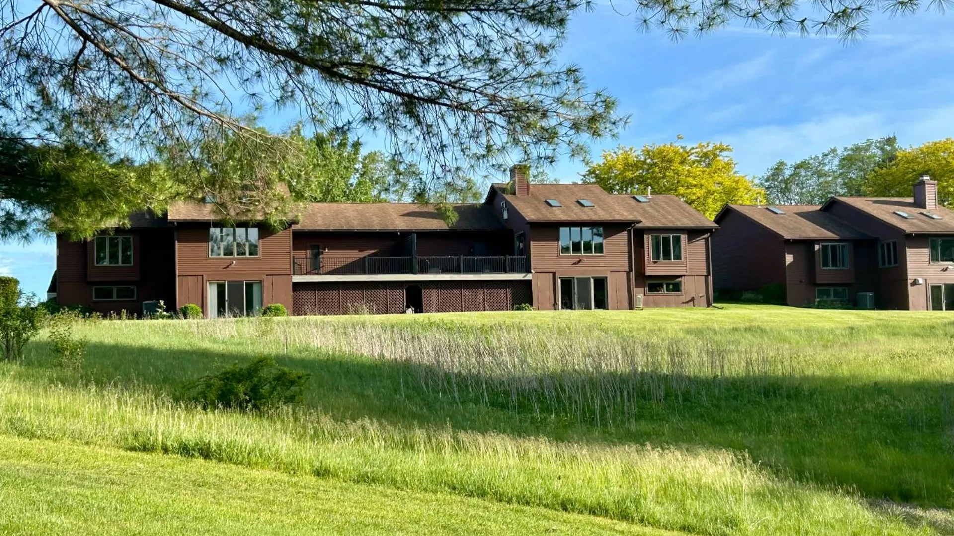 Property at 167 Country Club Lane, Amsterdam, NY 12070 4