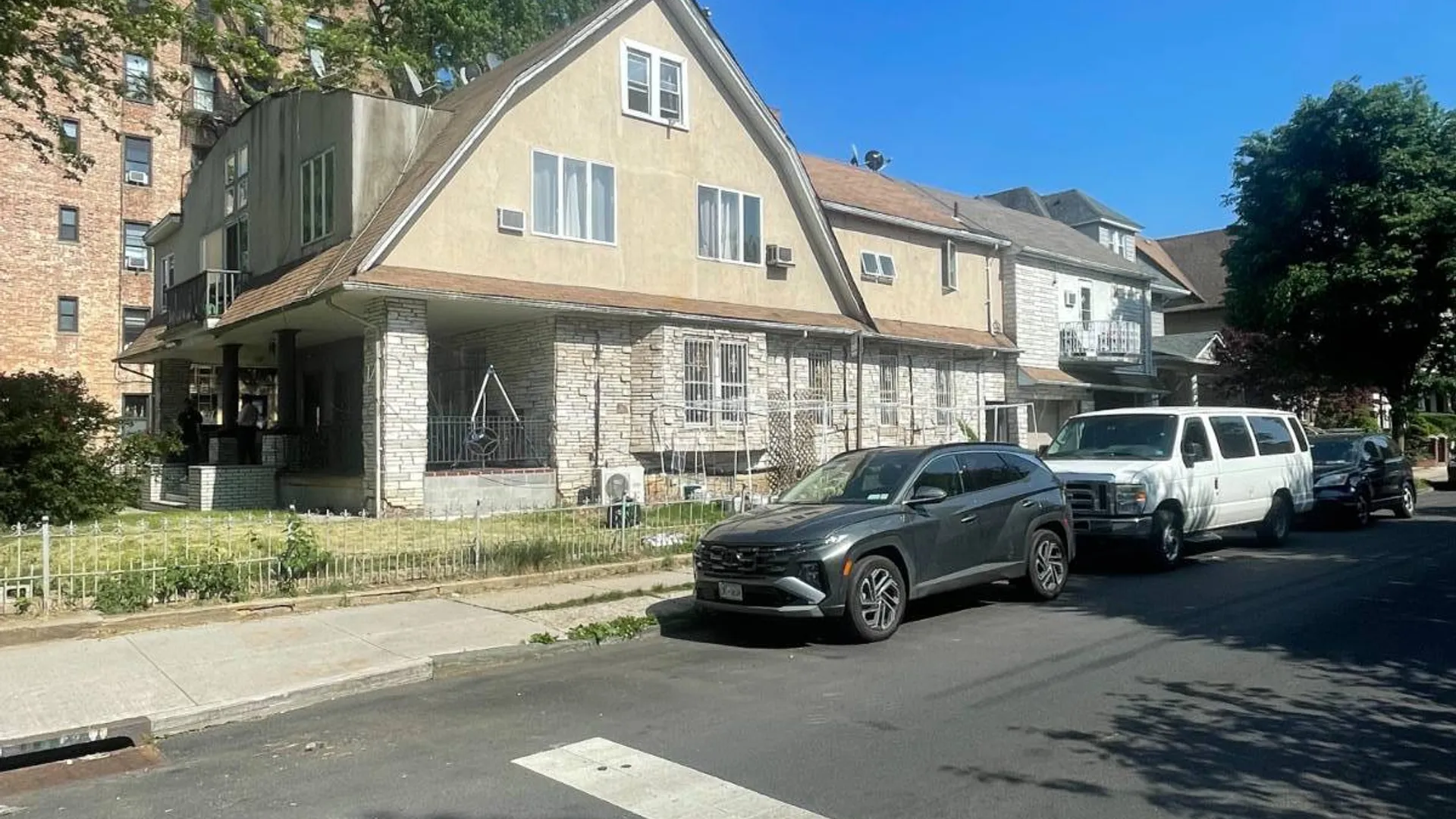 Property at 504 Beverly Road, Brooklyn, NY 11218 2