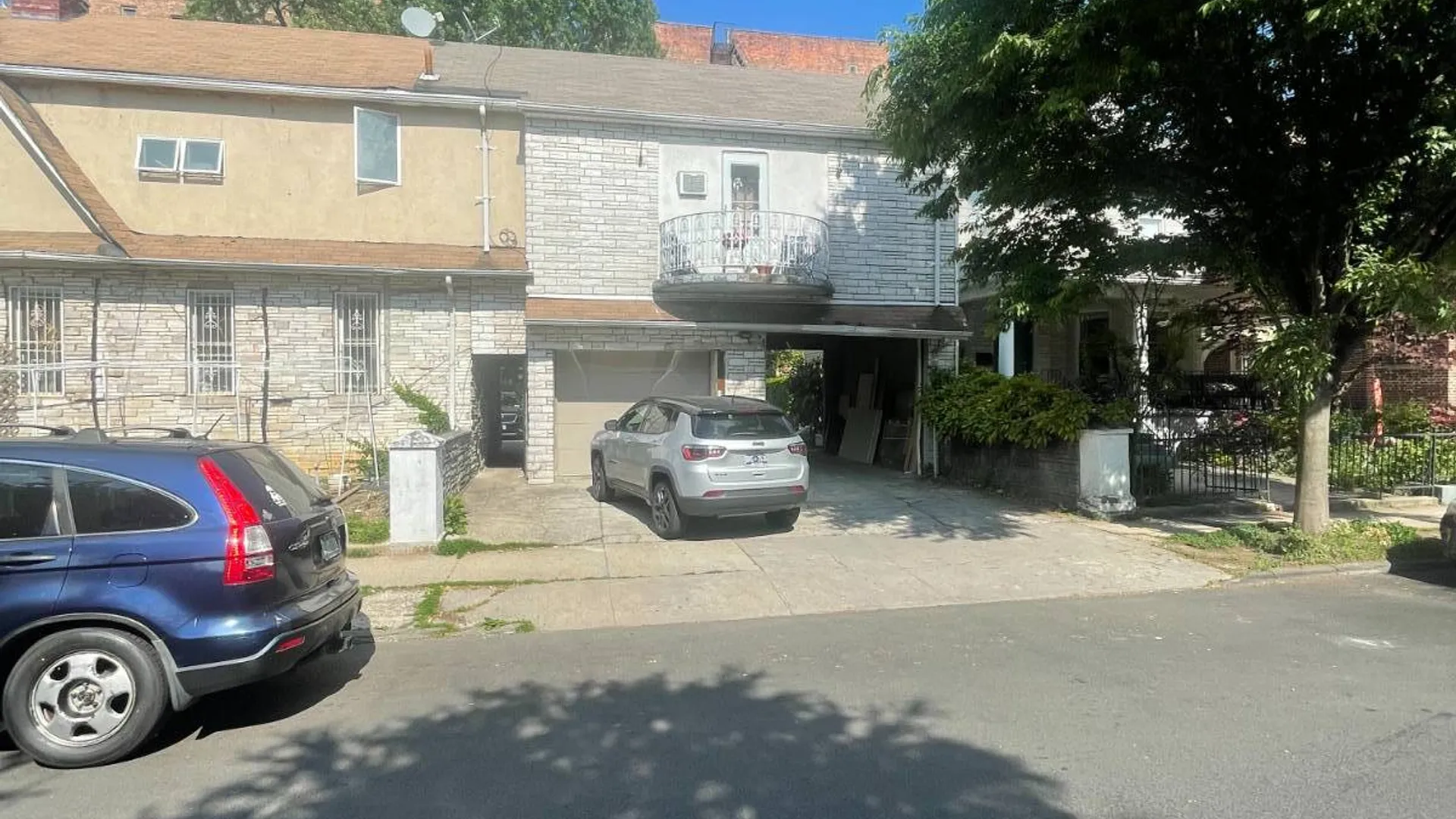 Property at 504 Beverly Road, Brooklyn, NY 11218 3