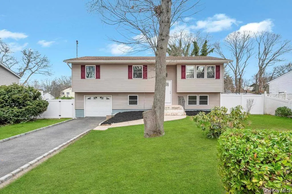 Property at 339 Avenue B, Ronkonkoma, NY 11779