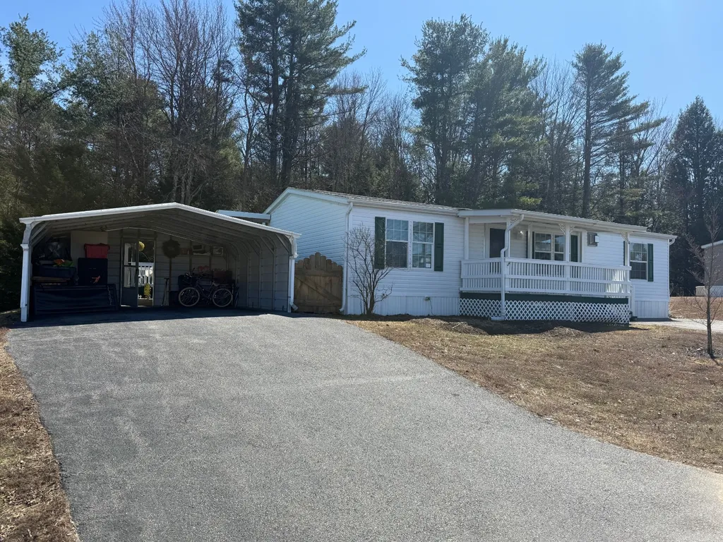Property at 185 Old State Rd, Broadalbin, NY 12025