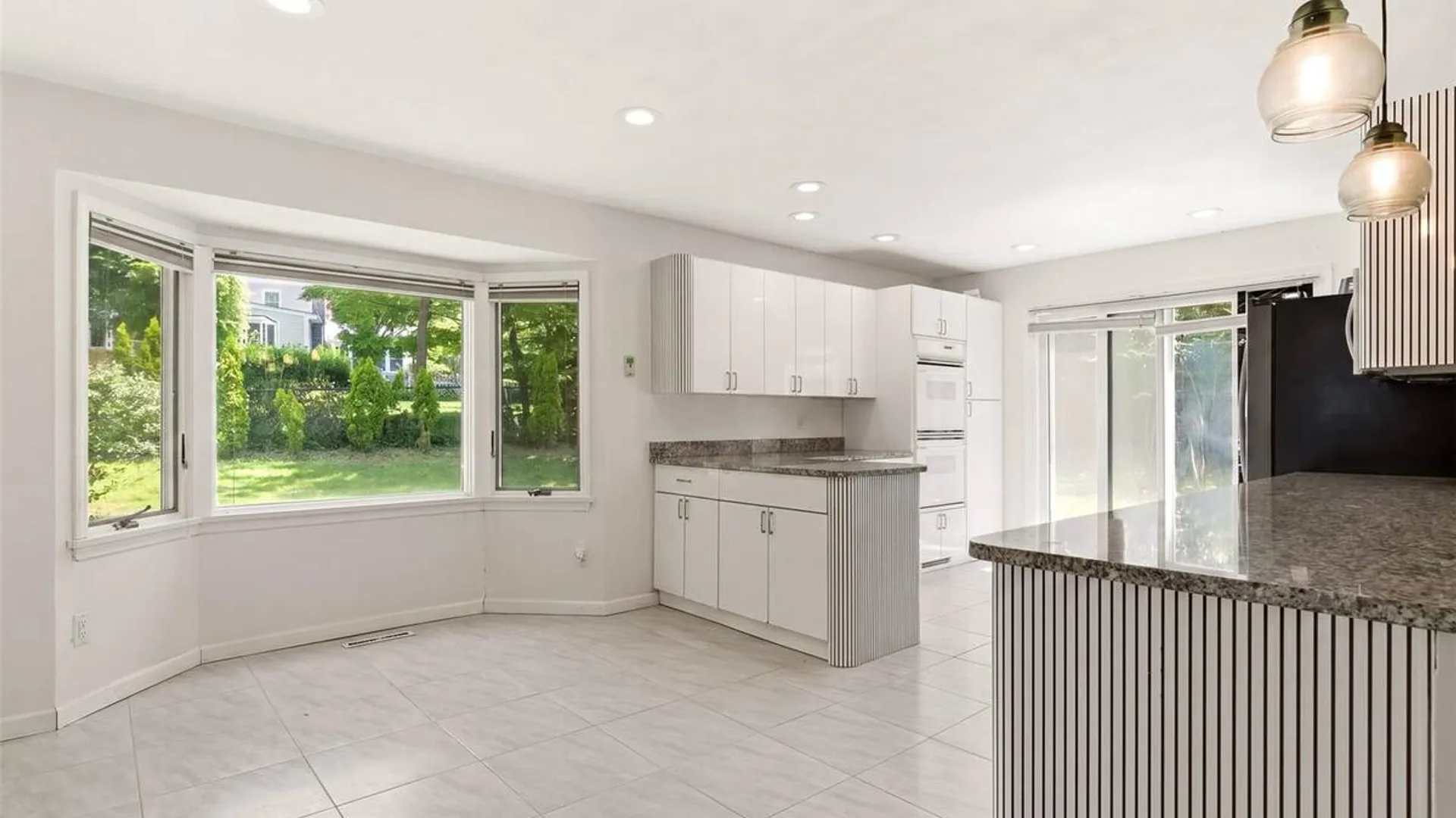 Property at 106 Vineyard Road, Huntington, NY 11743 17