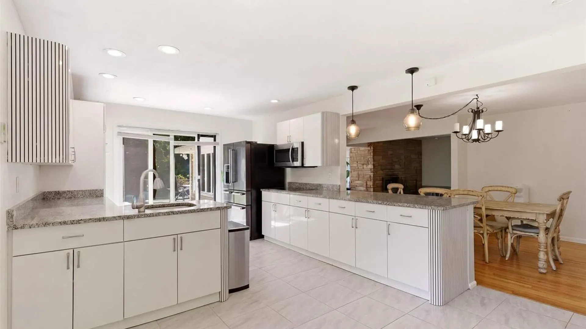 Property at 106 Vineyard Road, Huntington, NY 11743 18