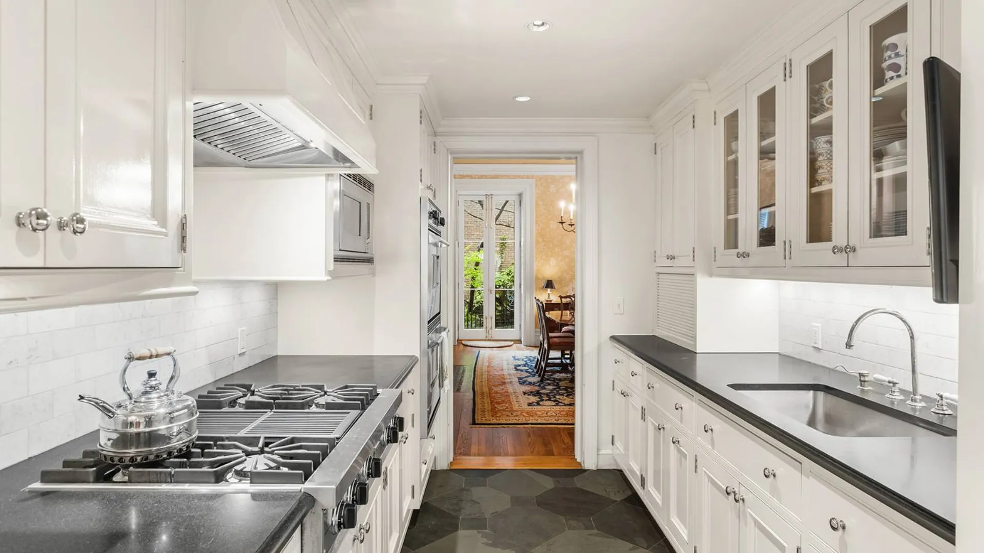 Property at 21 Pierrepont, Brooklyn Heights, NY 11201 3