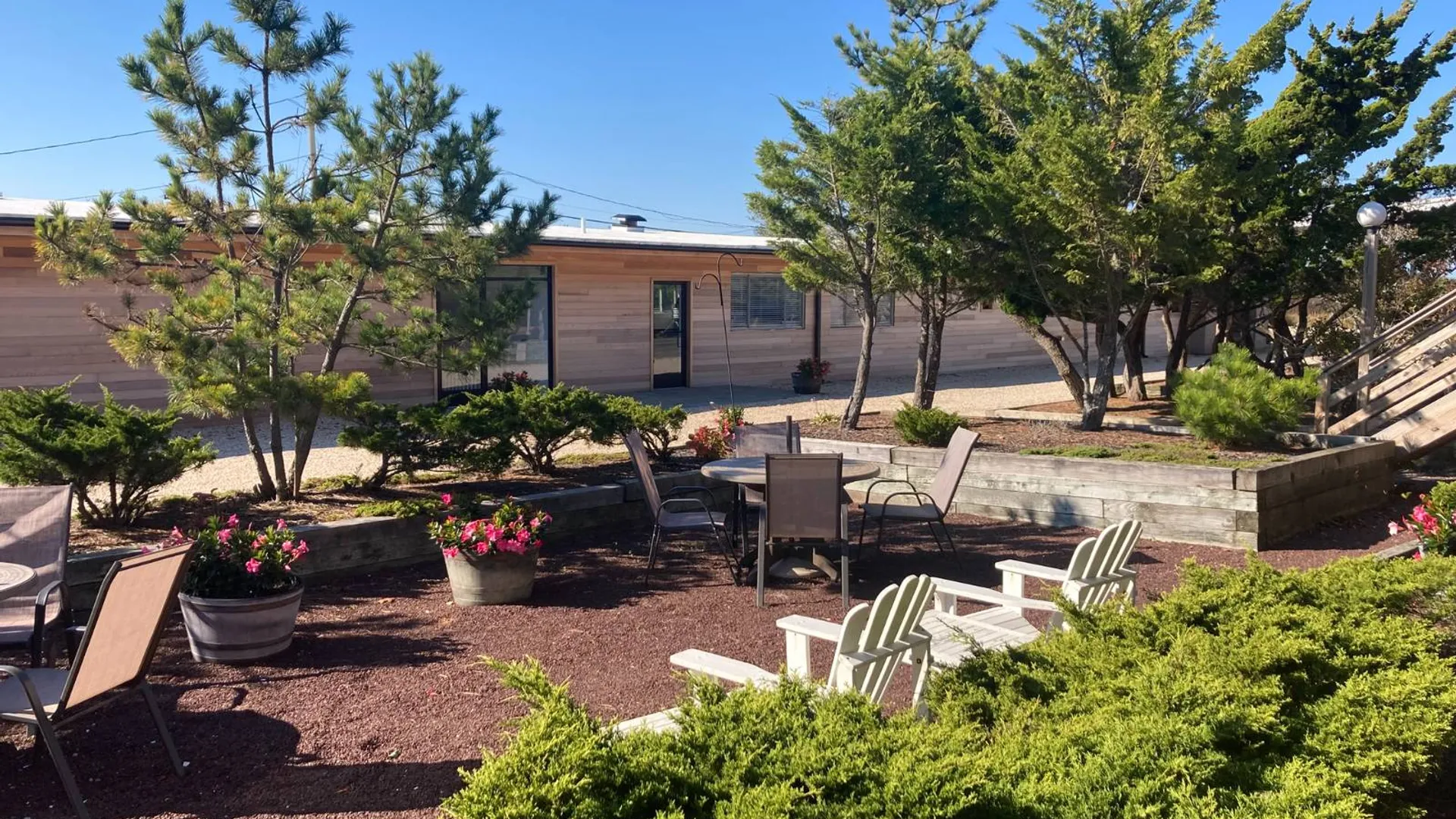 Property at 2136 Montauk Highway, Amagansett, NY 11930 17