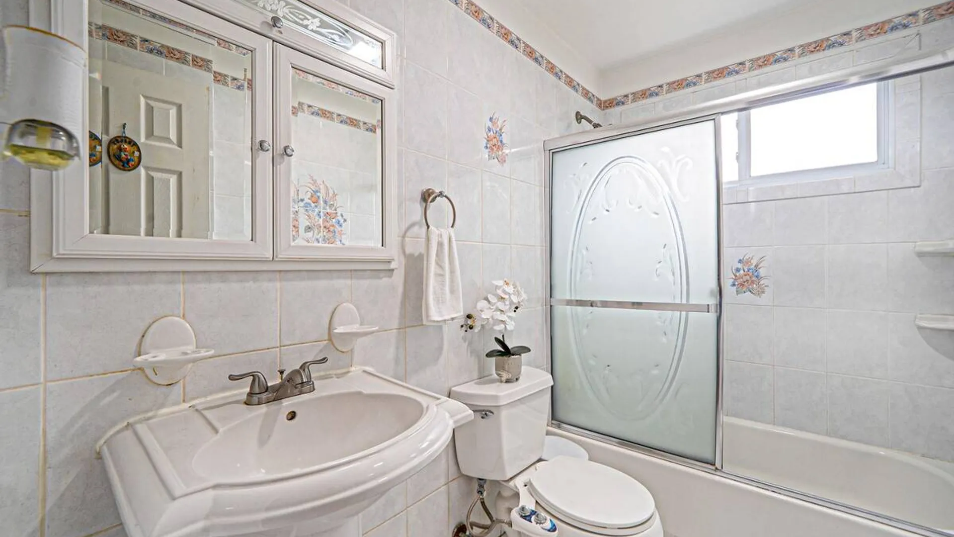 Property at 17 Liberty Avenue, Selden, NY 11784 25