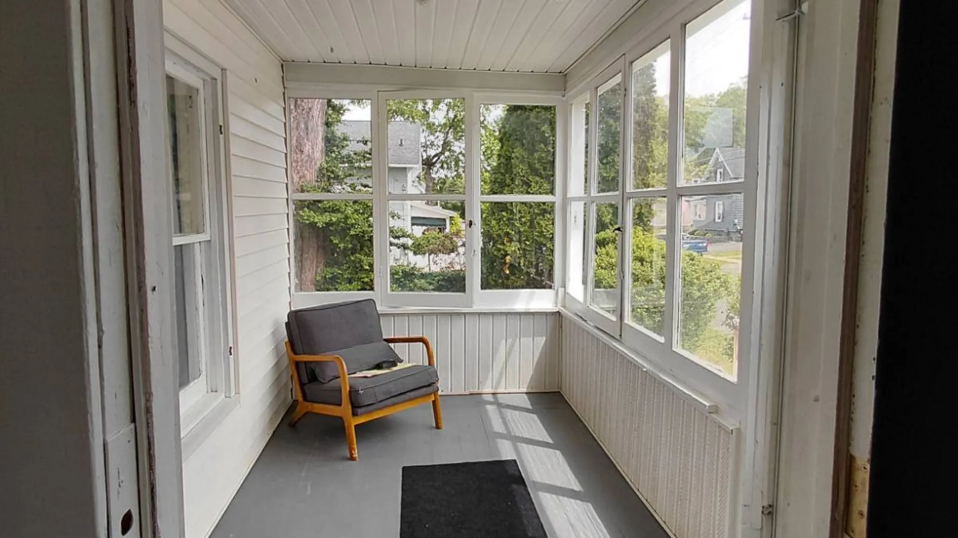 Property at 29 Woodward Ave, Gloversville, NY 12078 29