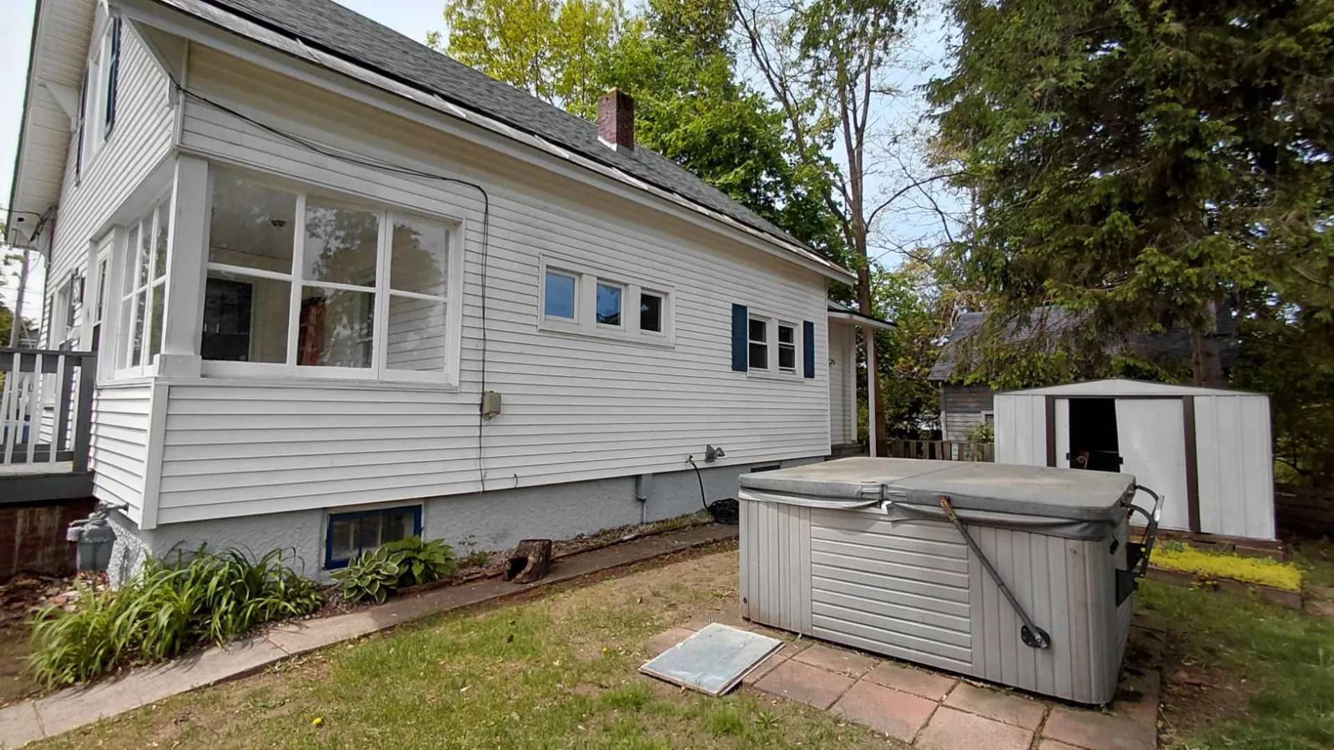 Property at 29 Woodward Ave, Gloversville, NY 12078 26