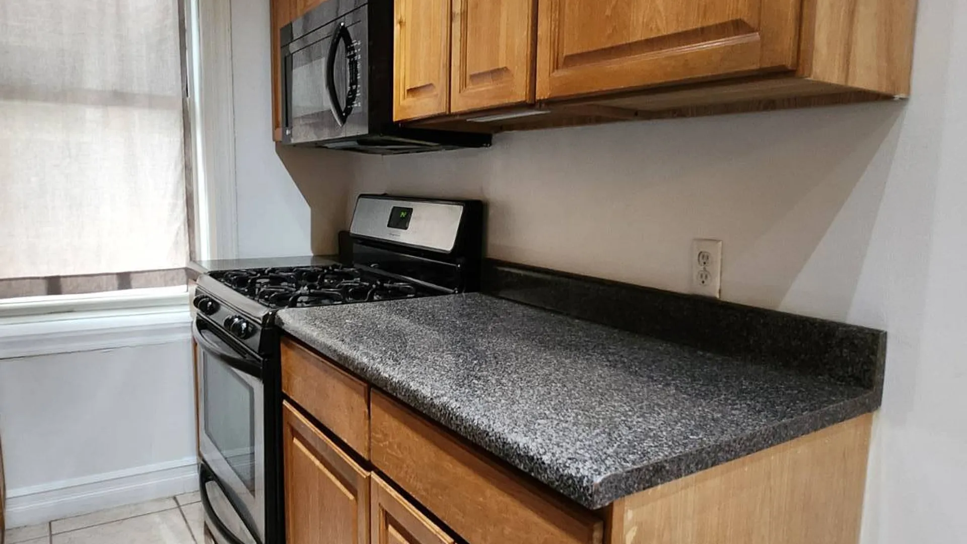 Property at 1075 Grand Concourse, Bronx, NY 10452 7