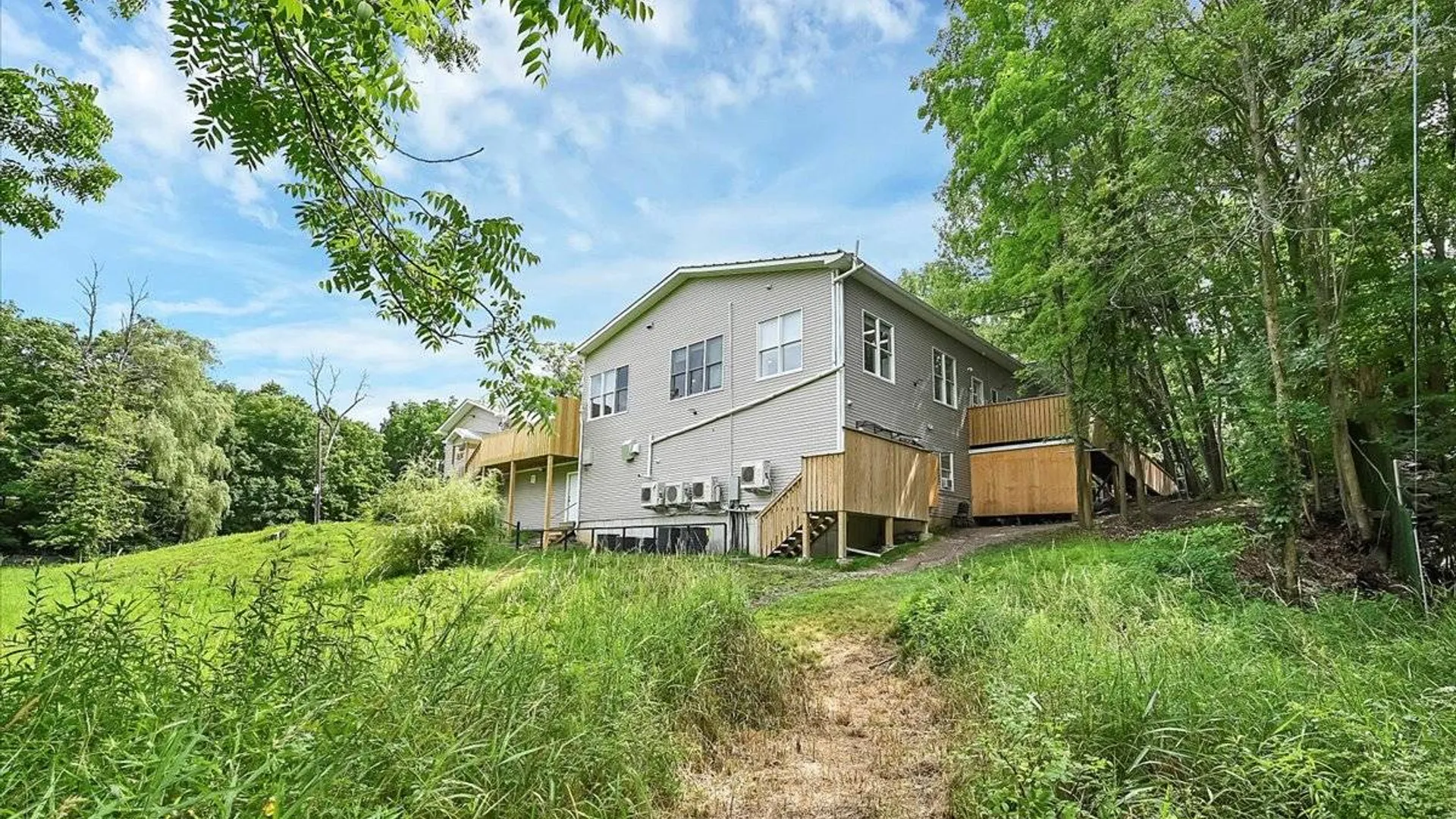 Property at 43 Freeland St, Monroe, NY 10950 7