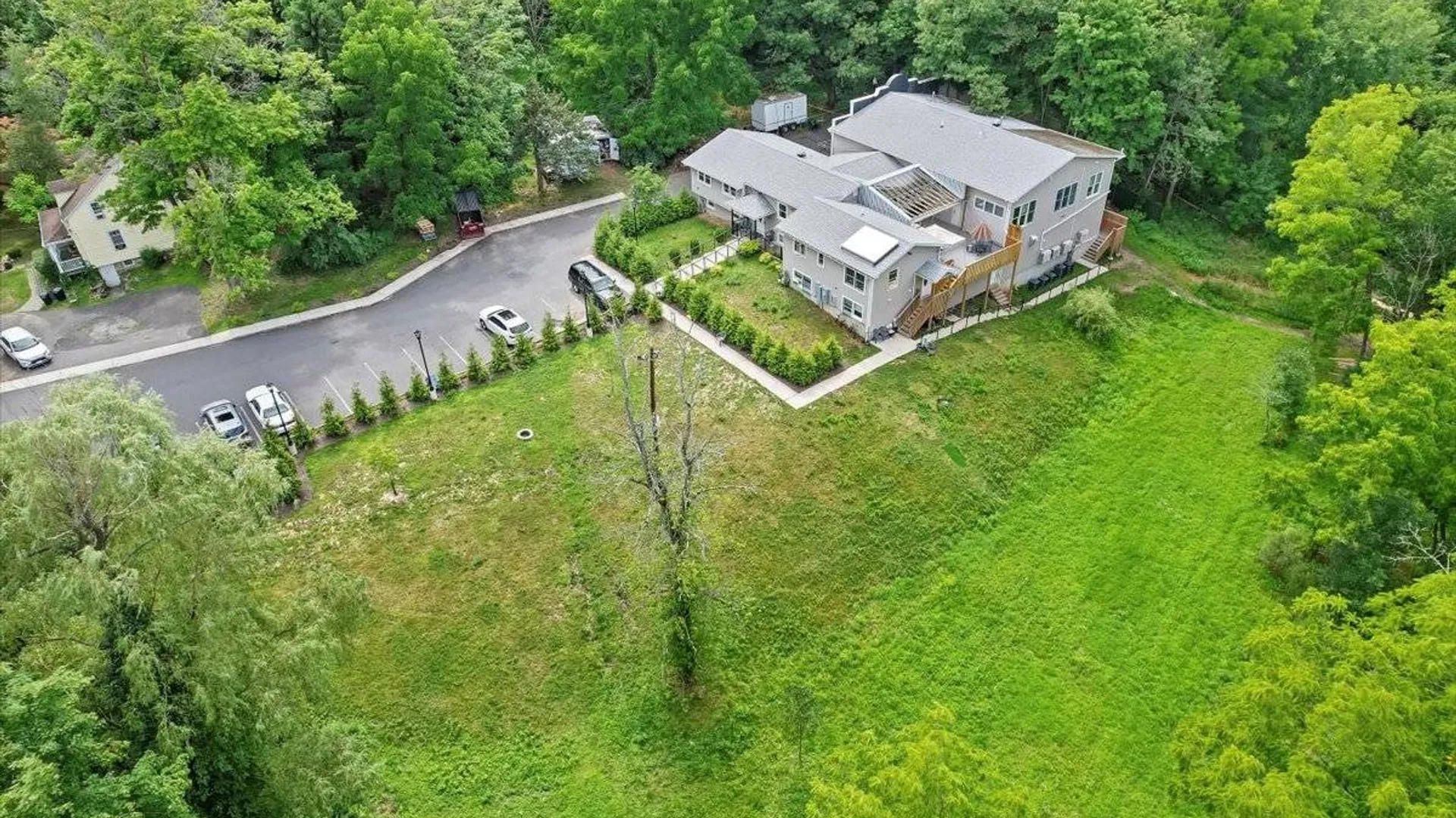 Property at 43 Freeland St, Monroe, NY 10950 8