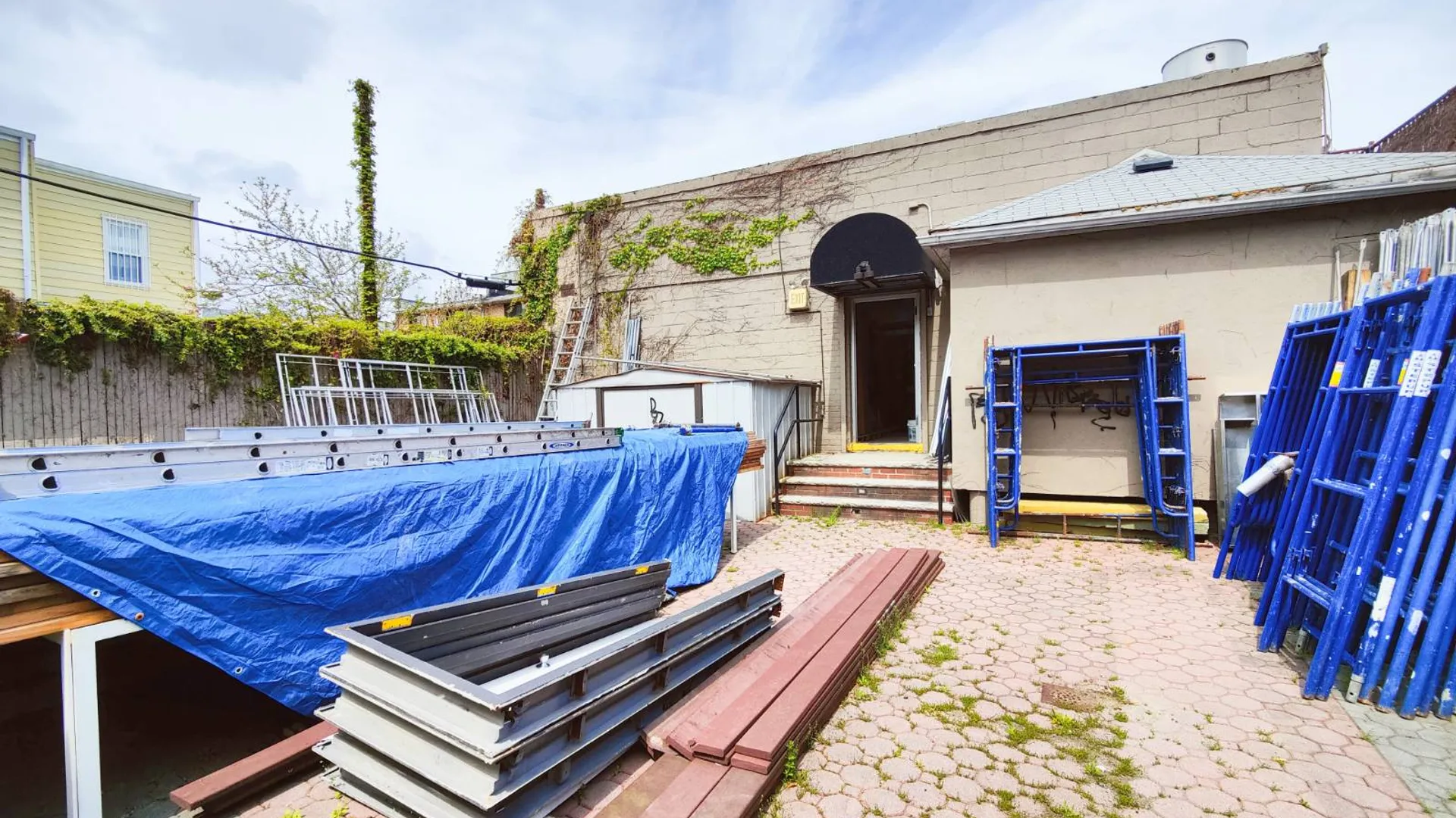 Property at 80-12 51st Ave, Elmhurst, NY 11373 7