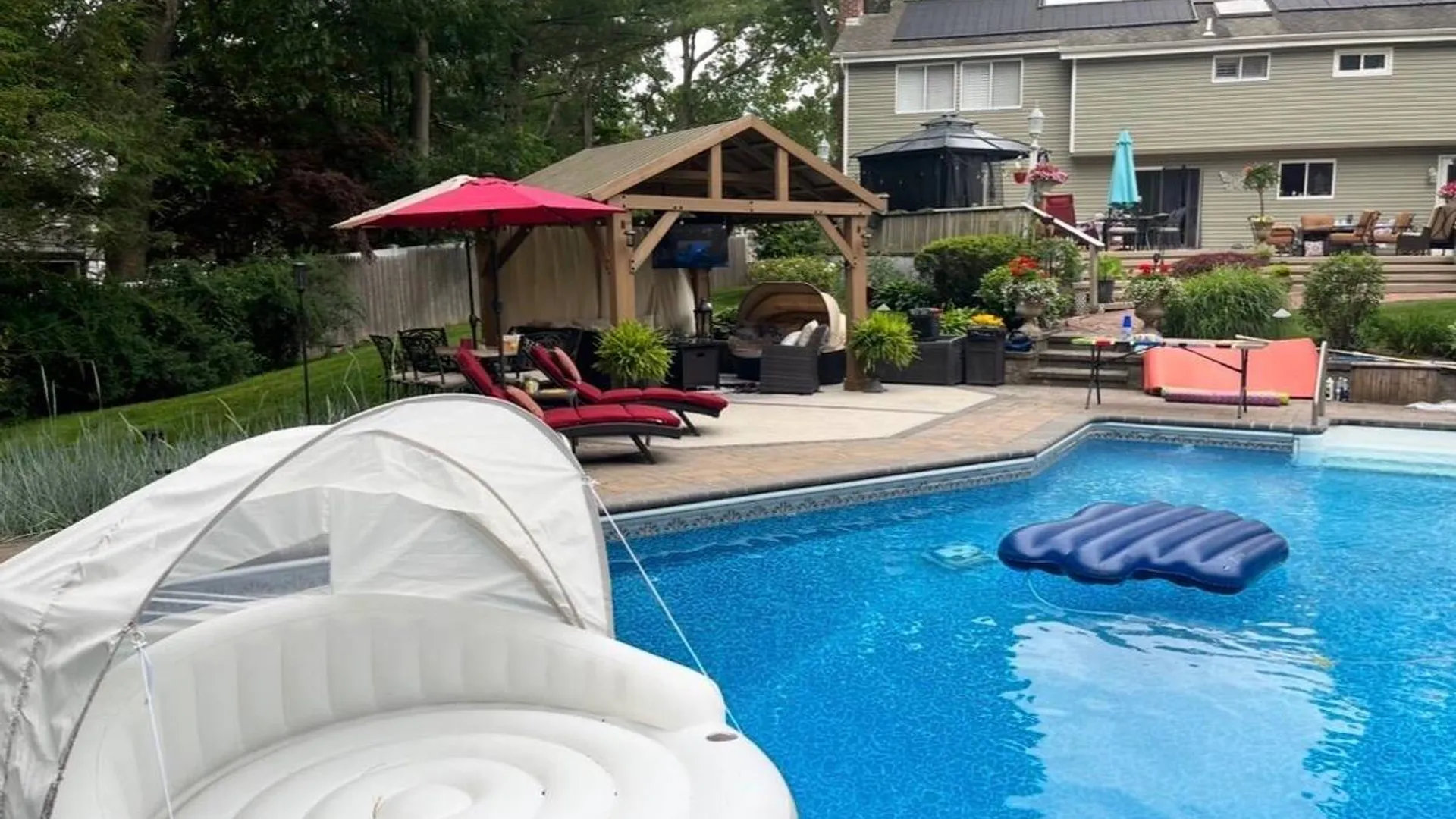 Property at 10 Alpine Court, Smithtown, NY 11787 46