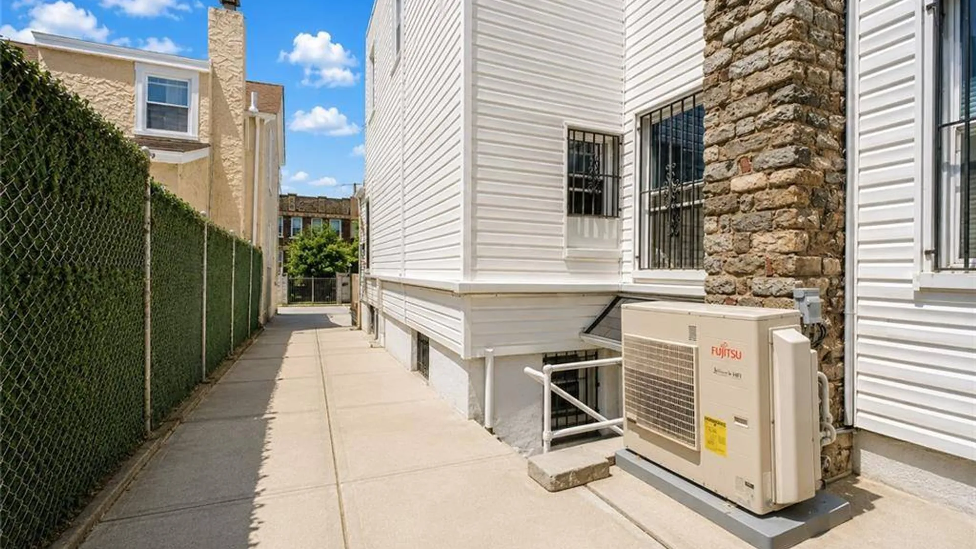 Property at 321 Essex St, Brooklyn, NY 11208 4
