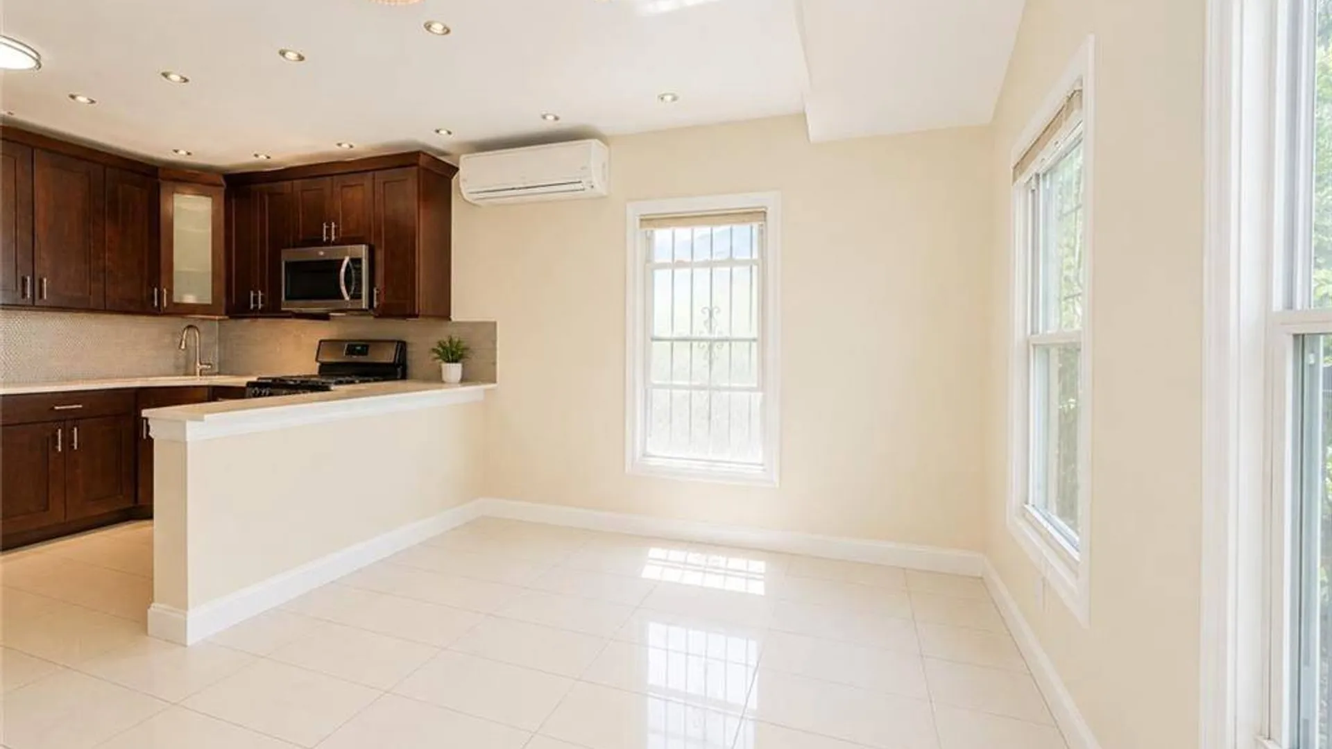 Property at 321 Essex St, Brooklyn, NY 11208 17