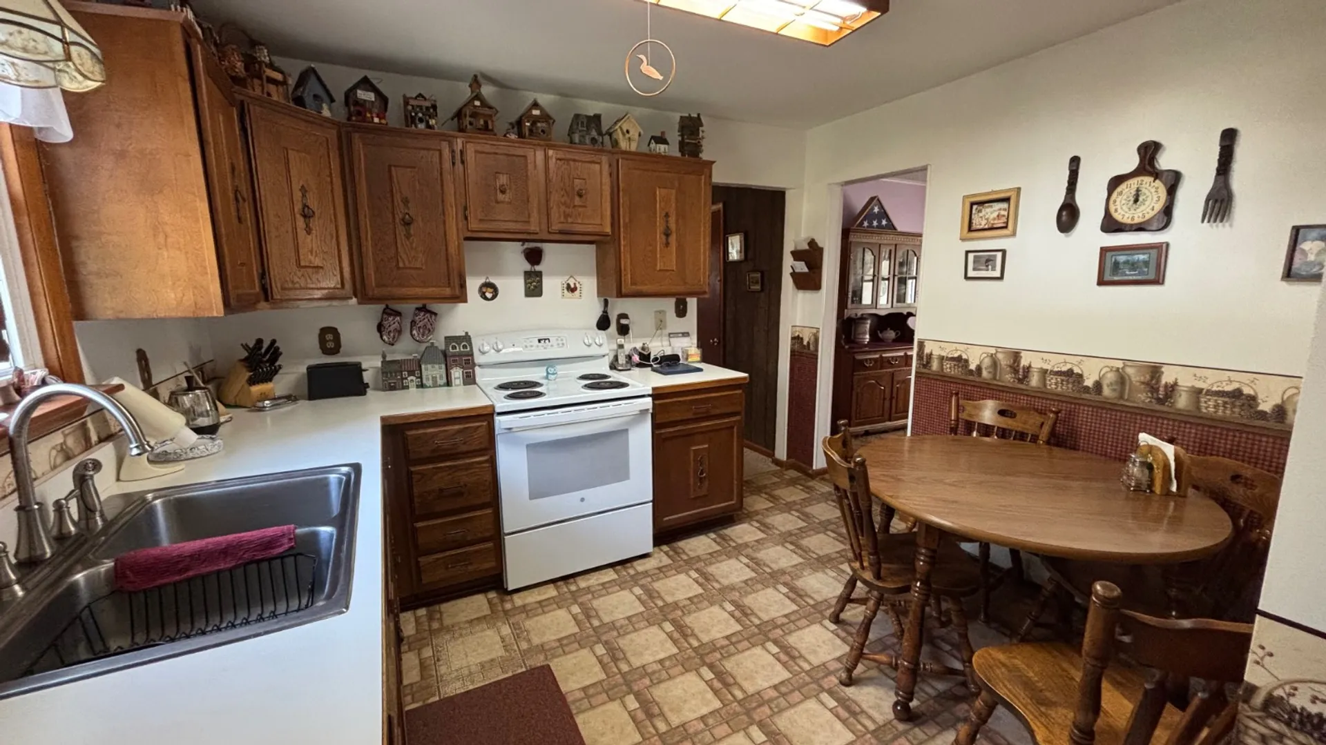 Property at 9 Anthony Drive, Fort Edward, NY 12828 5