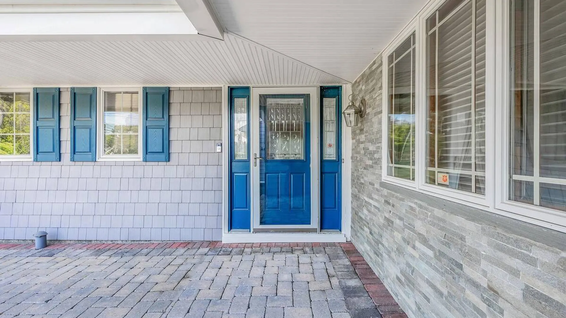Property at 17 N Durkee Lane, East Patchogue, NY 11772 4