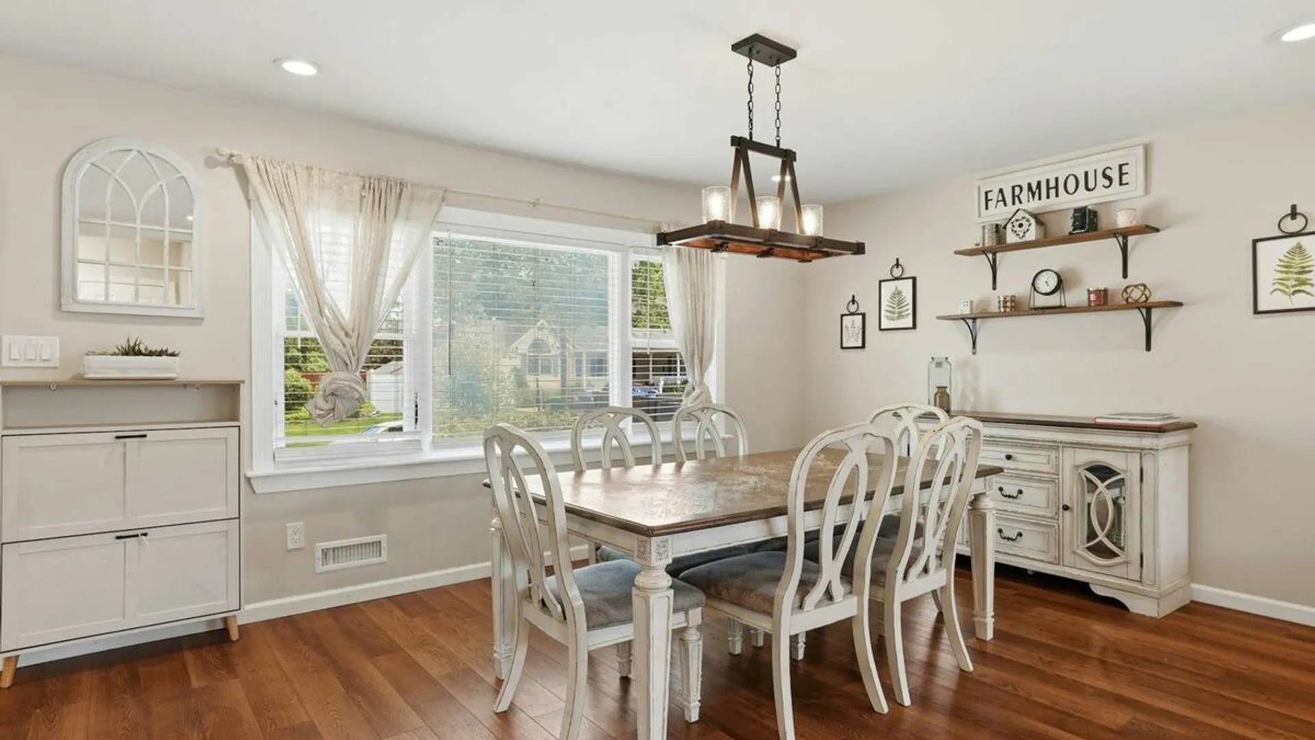 Property at 3 Win Haven Lane, Commack, NY 11725 4