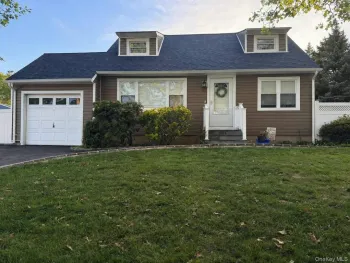 Property at 3 Win Haven Lane, Commack, NY 11725