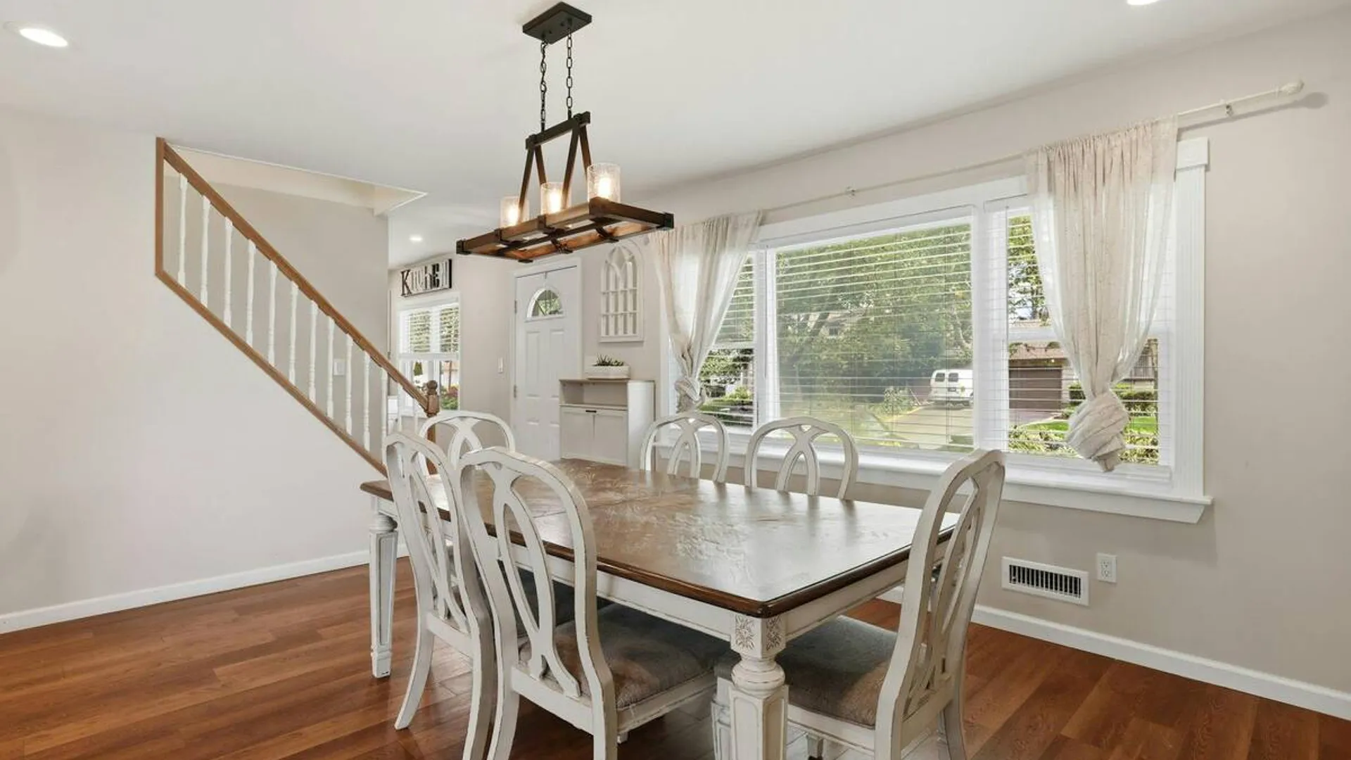 Property at 3 Win Haven Lane, Commack, NY 11725 6