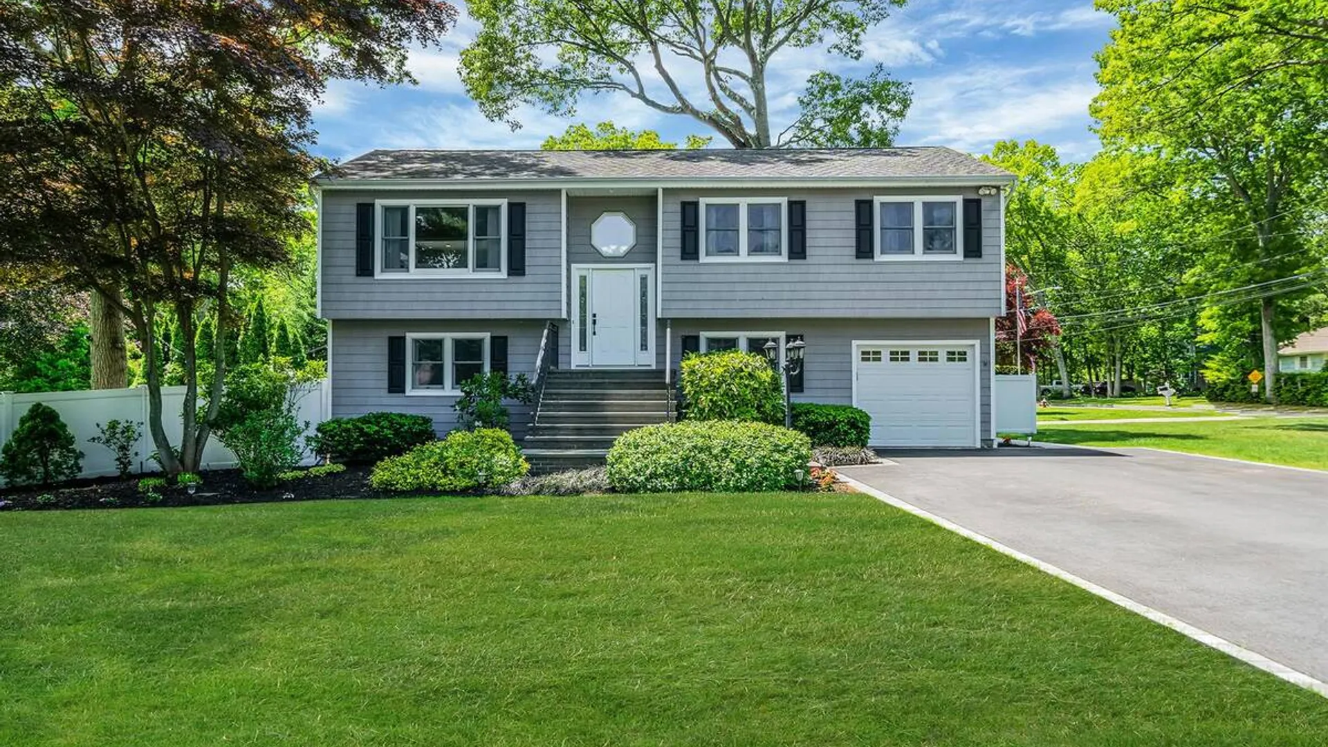 Property at 74A Hilltop Drive, Smithtown, NY 11787 4