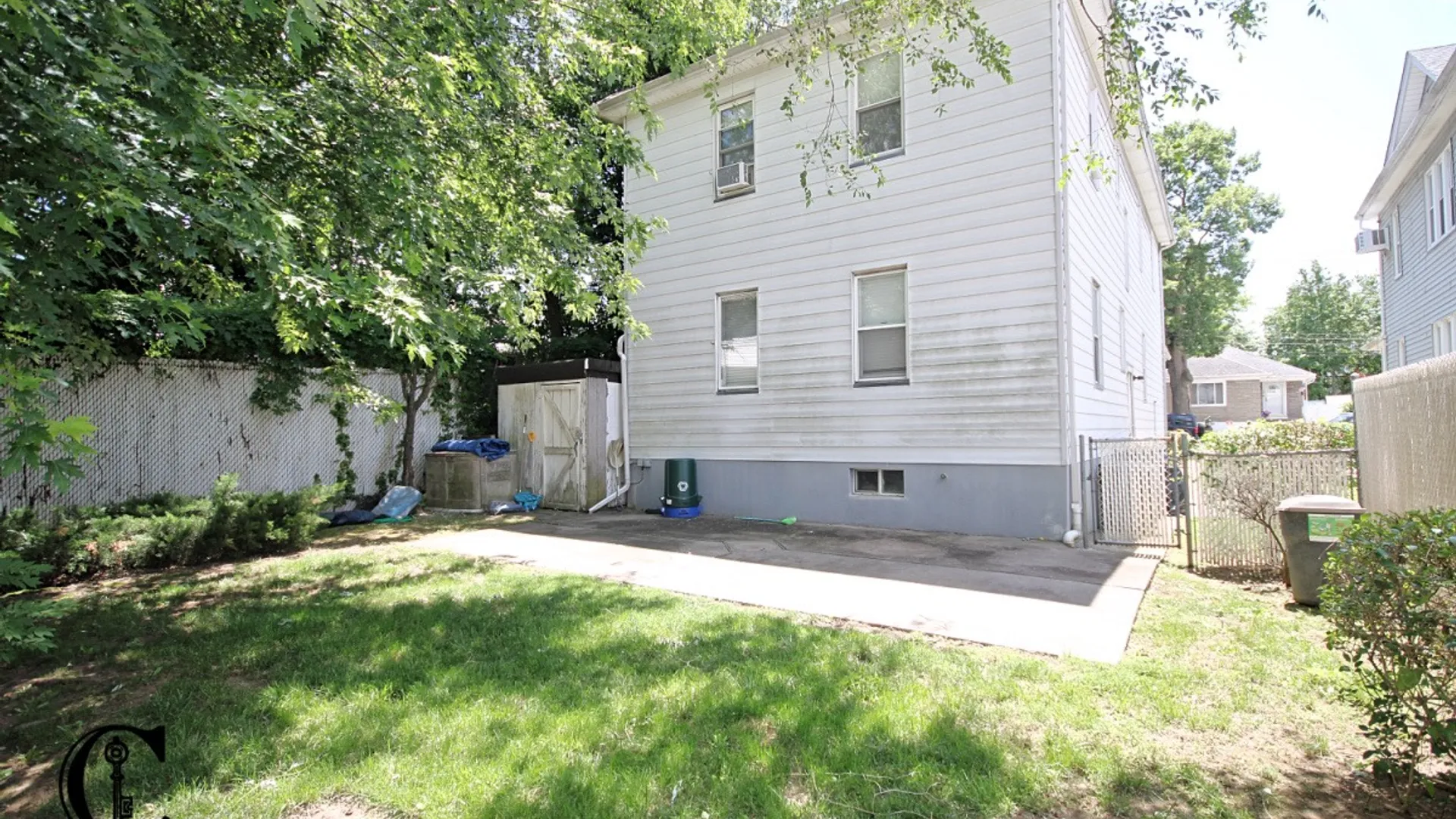 Property at 131 Cedarview Ave, Staten Island, NY 10306 4