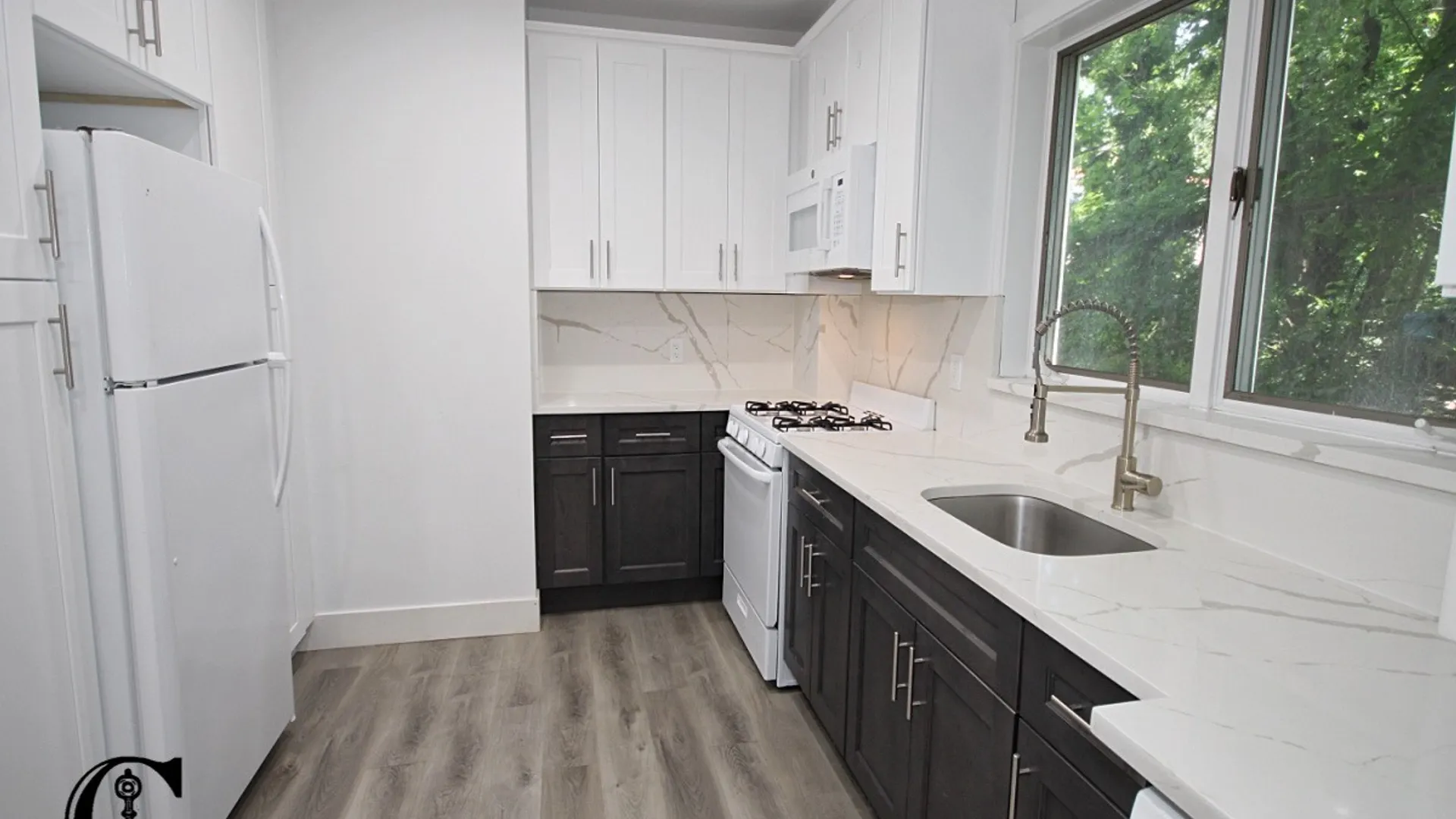 Property at 131 Cedarview Ave, Staten Island, NY 10306 25