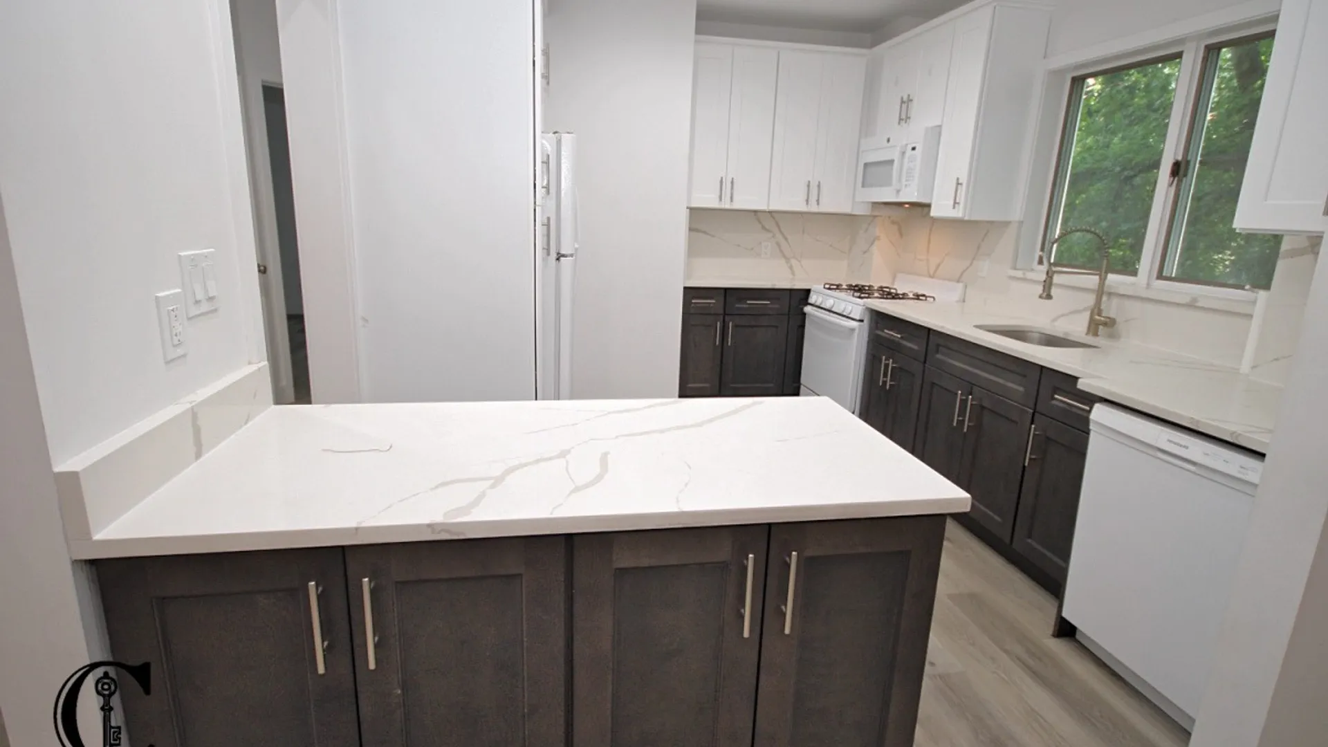 Property at 131 Cedarview Ave, Staten Island, NY 10306 27