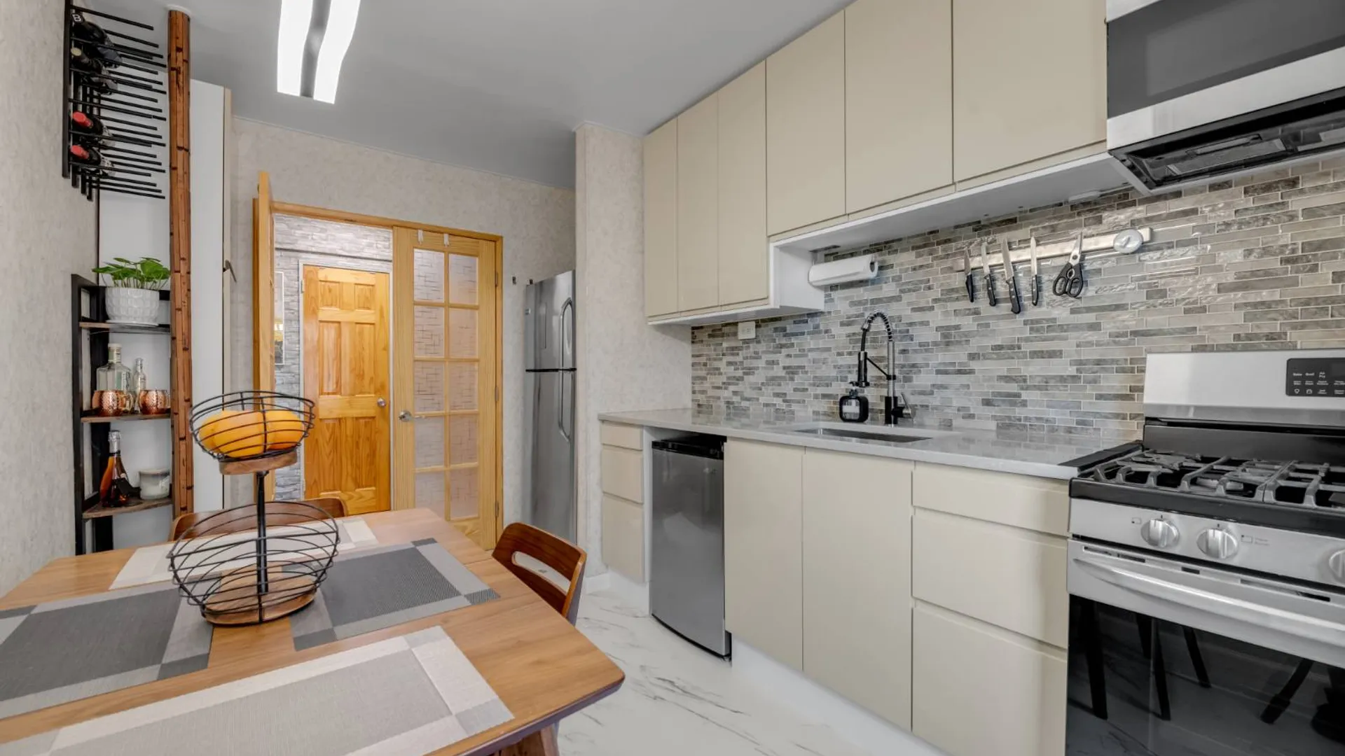 Property at 1119 Ocean Parkway, Brooklyn, NY 11230 4