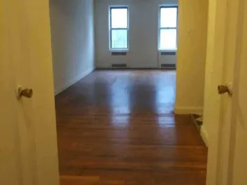 Property at 92-1 Whitney ave, Elmhurst, NY 11373
