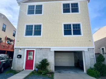 Property at 19 Nova Ct, Brooklyn, NY 11229
