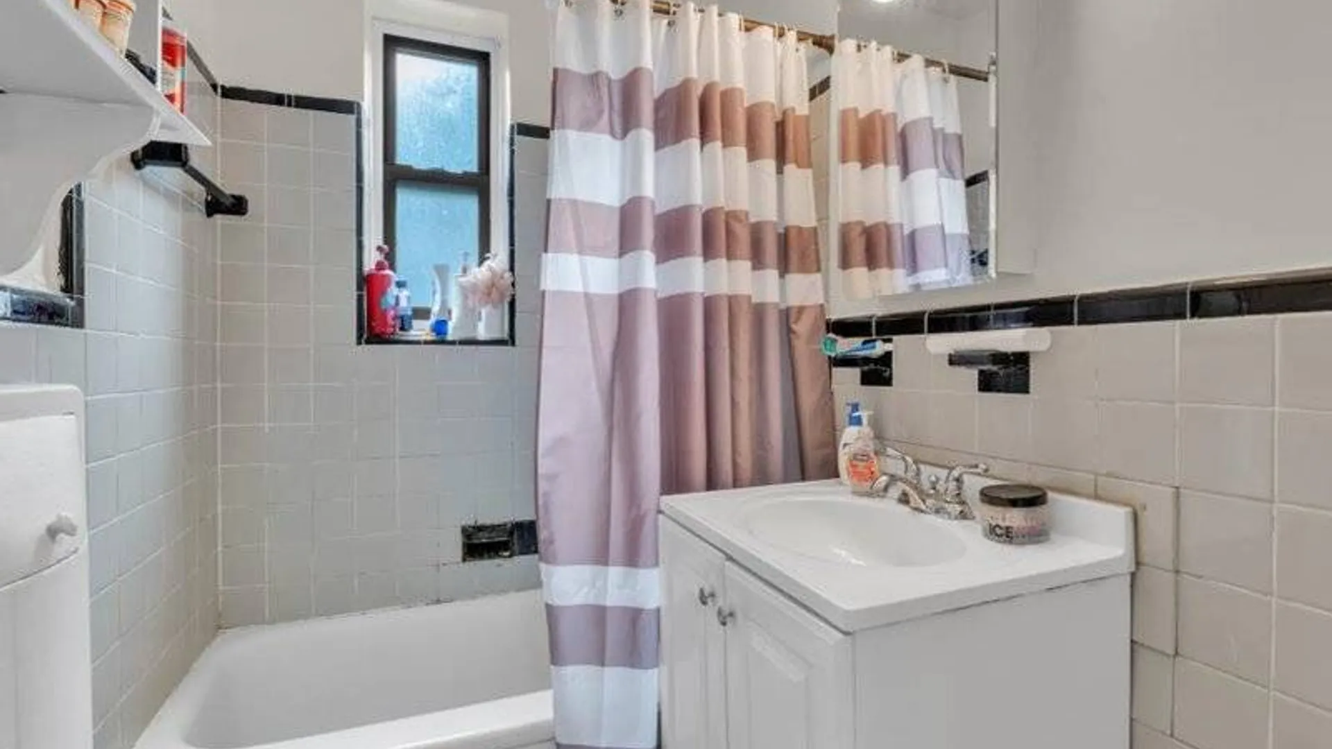 Property at 1293 East 5th St, Brooklyn, NY 11230 10