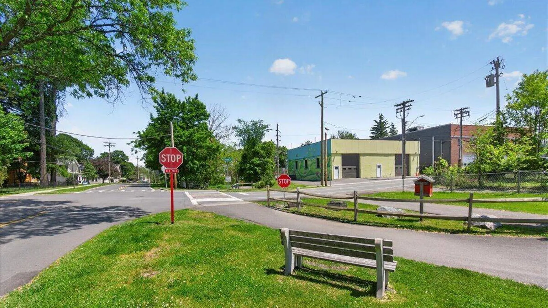 Property at 2 Woodlawn Terrace, Bethlehem, NY 12054 44