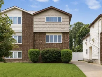 Property at 94 GIFFORDS LANE, STATEN ISLAND, NY 10308