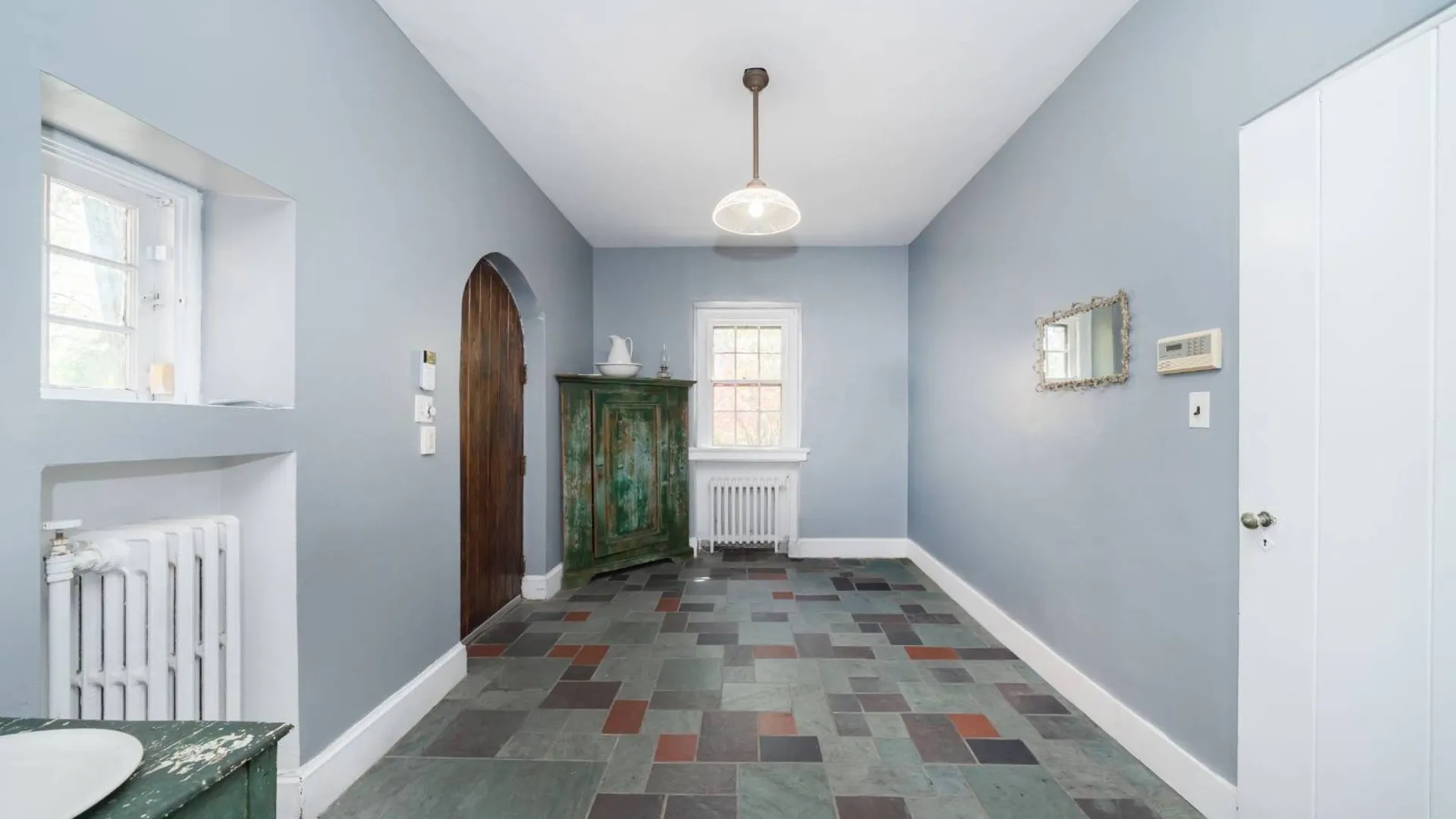 Property at 4501 Livingston Avenue, Bronx, NY 10471 8