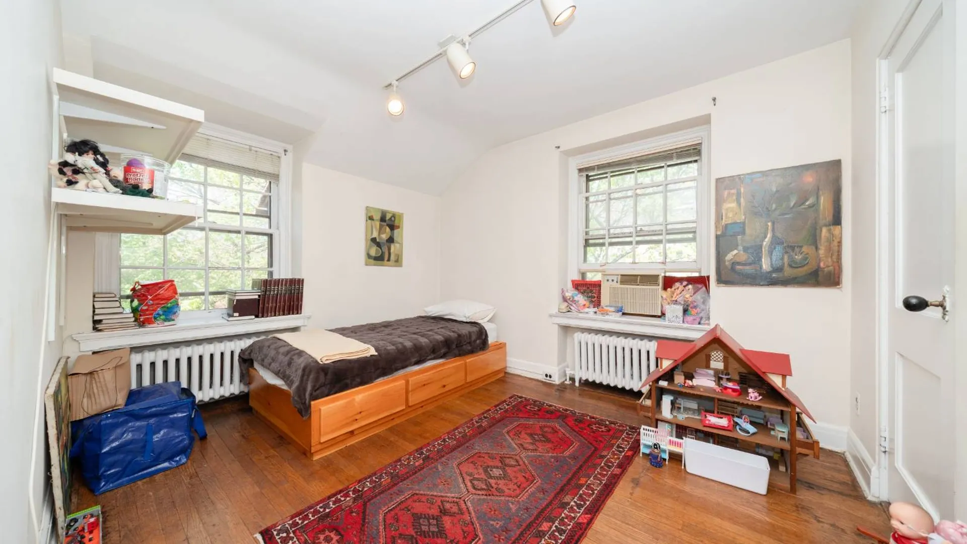 Property at 4501 Livingston Avenue, Bronx, NY 10471 30