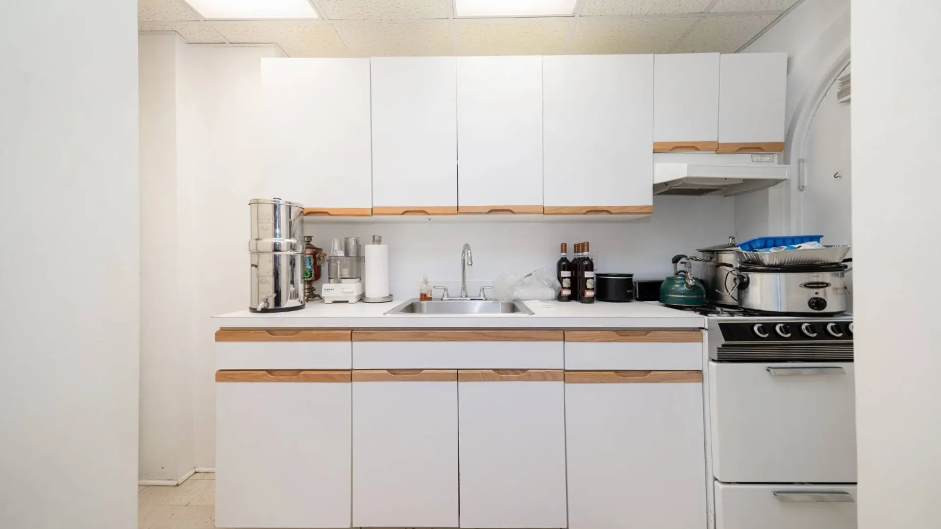 Property at 4501 Livingston Avenue, Bronx, NY 10471 34