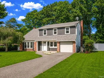 Property at 4 Summercress Lane, Coram, NY 11727